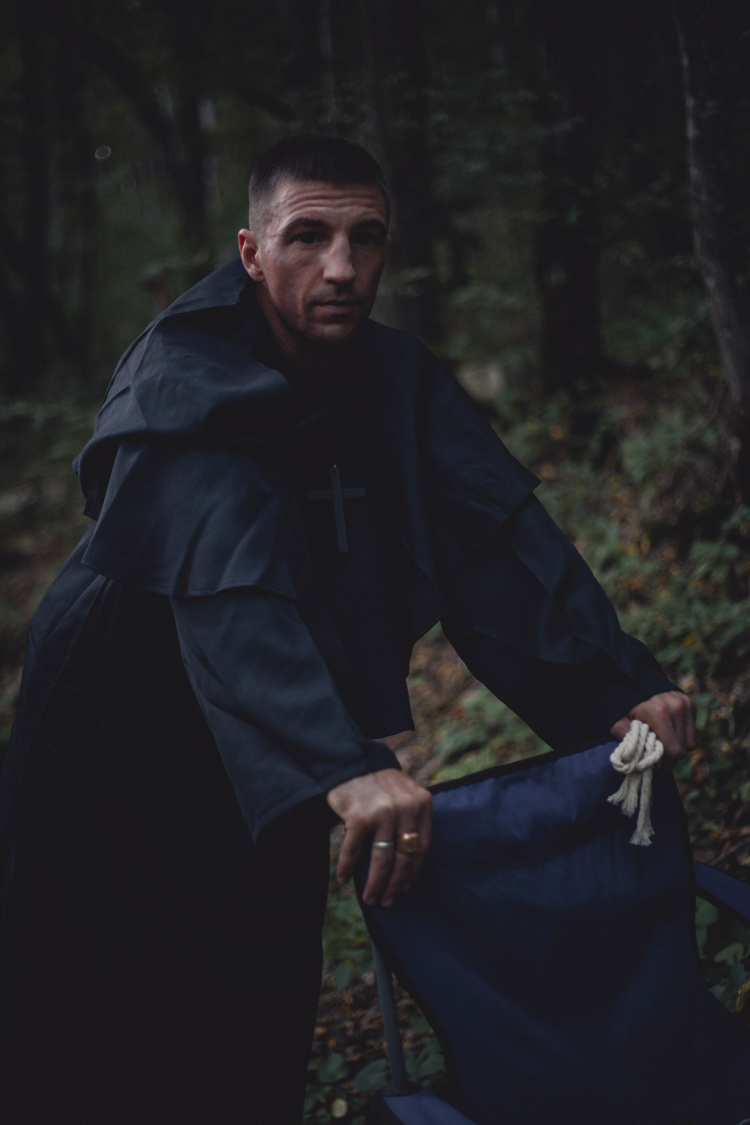 Клип. Уличный фотограф Города N