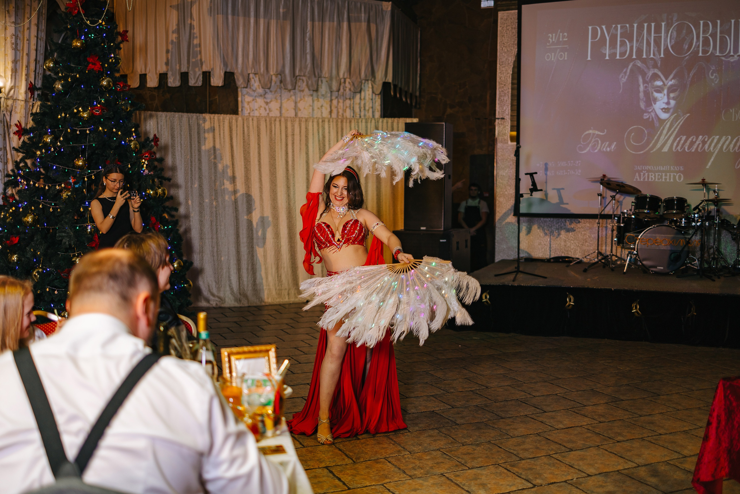 Новый год в «Айвенго» 2026. Александр Антонов. Профессиональный свадебный, репортажный фотограф в Москве, Подольске. Фото+Видео на любой праздник