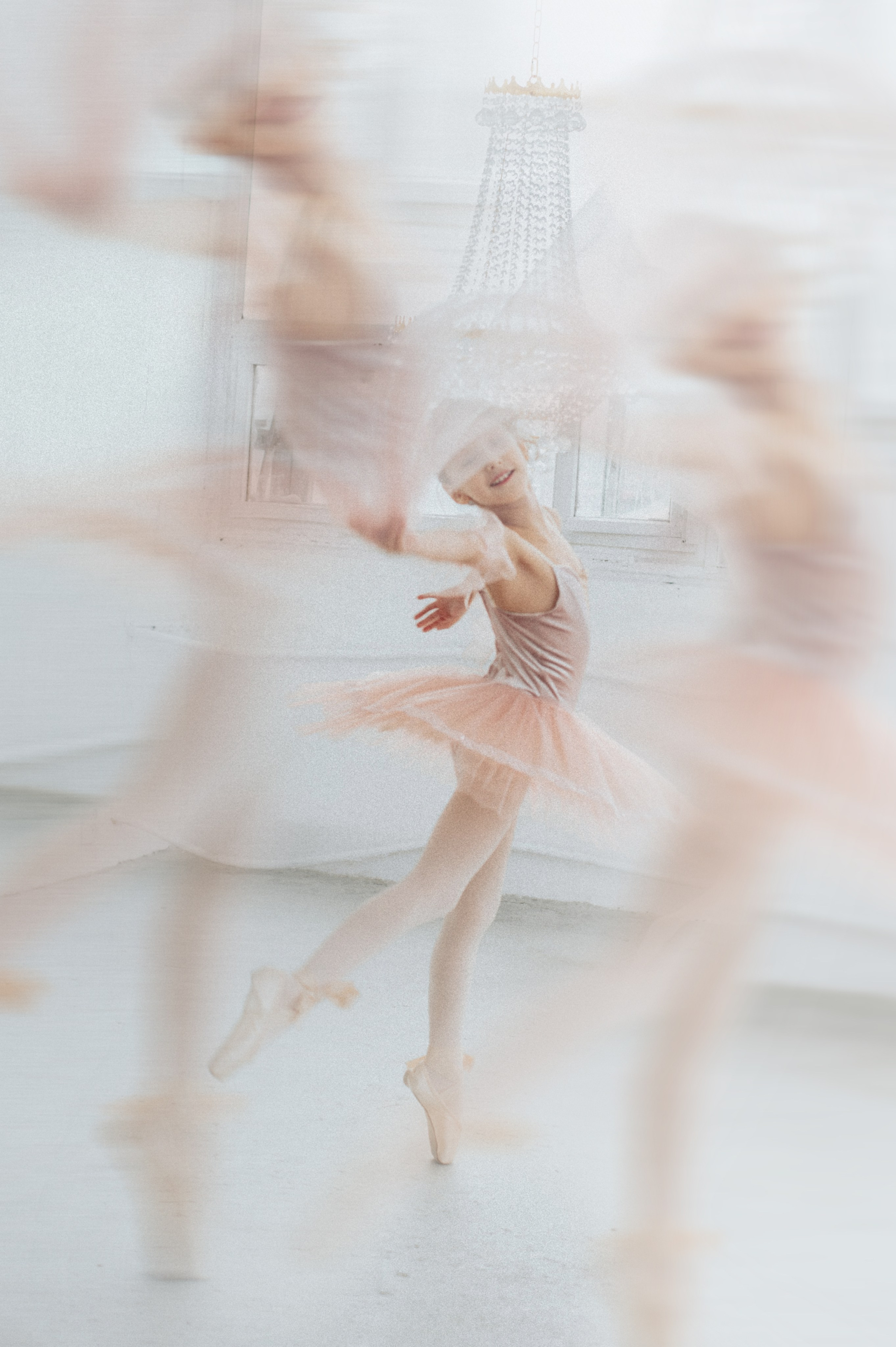 NASTYA. Профессиональный репортажный, коммерческий фотограф в Санкт-Петербурге