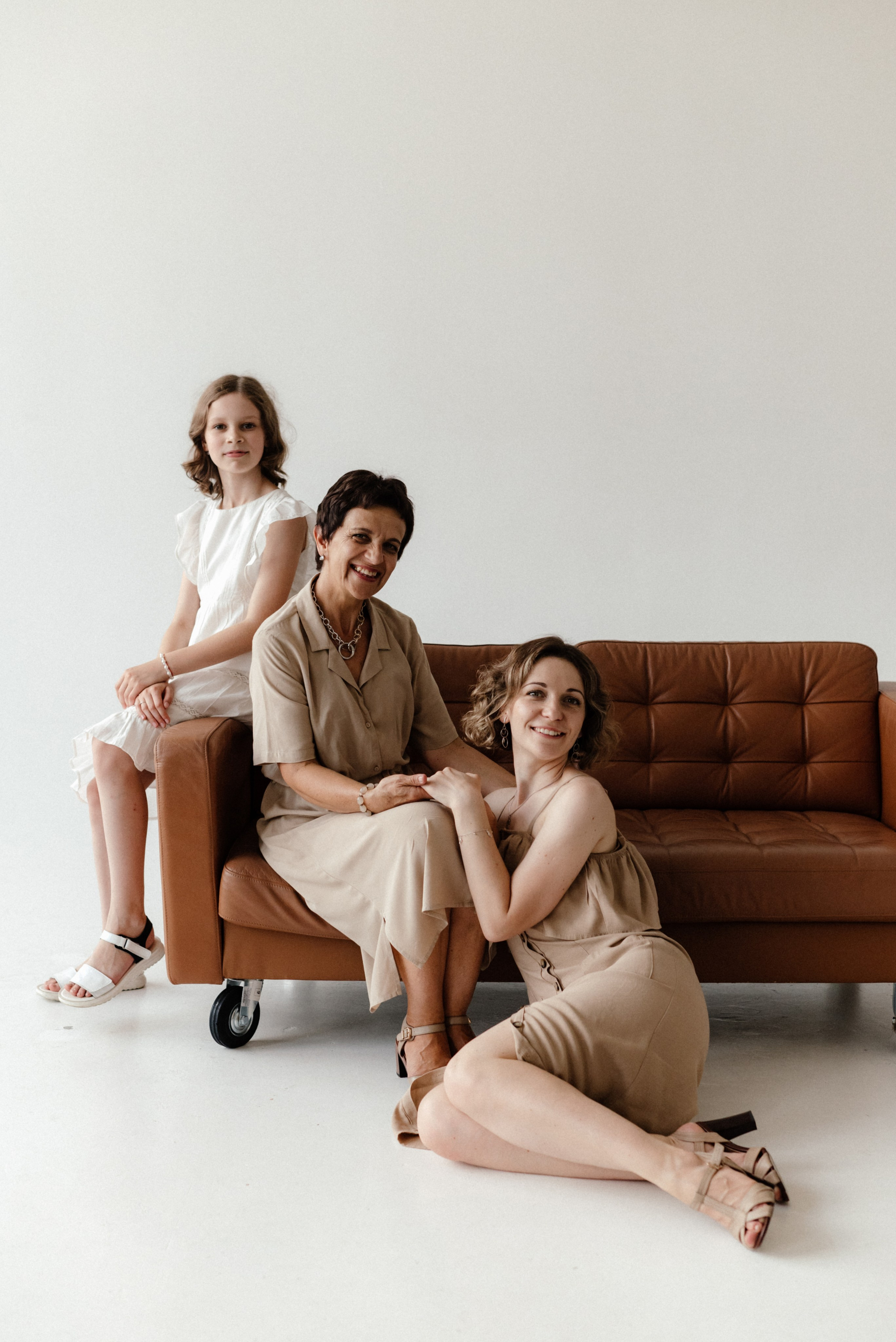 Оксана и ее семья. Студия. Фотограф в Минске Наталия Запорощенко