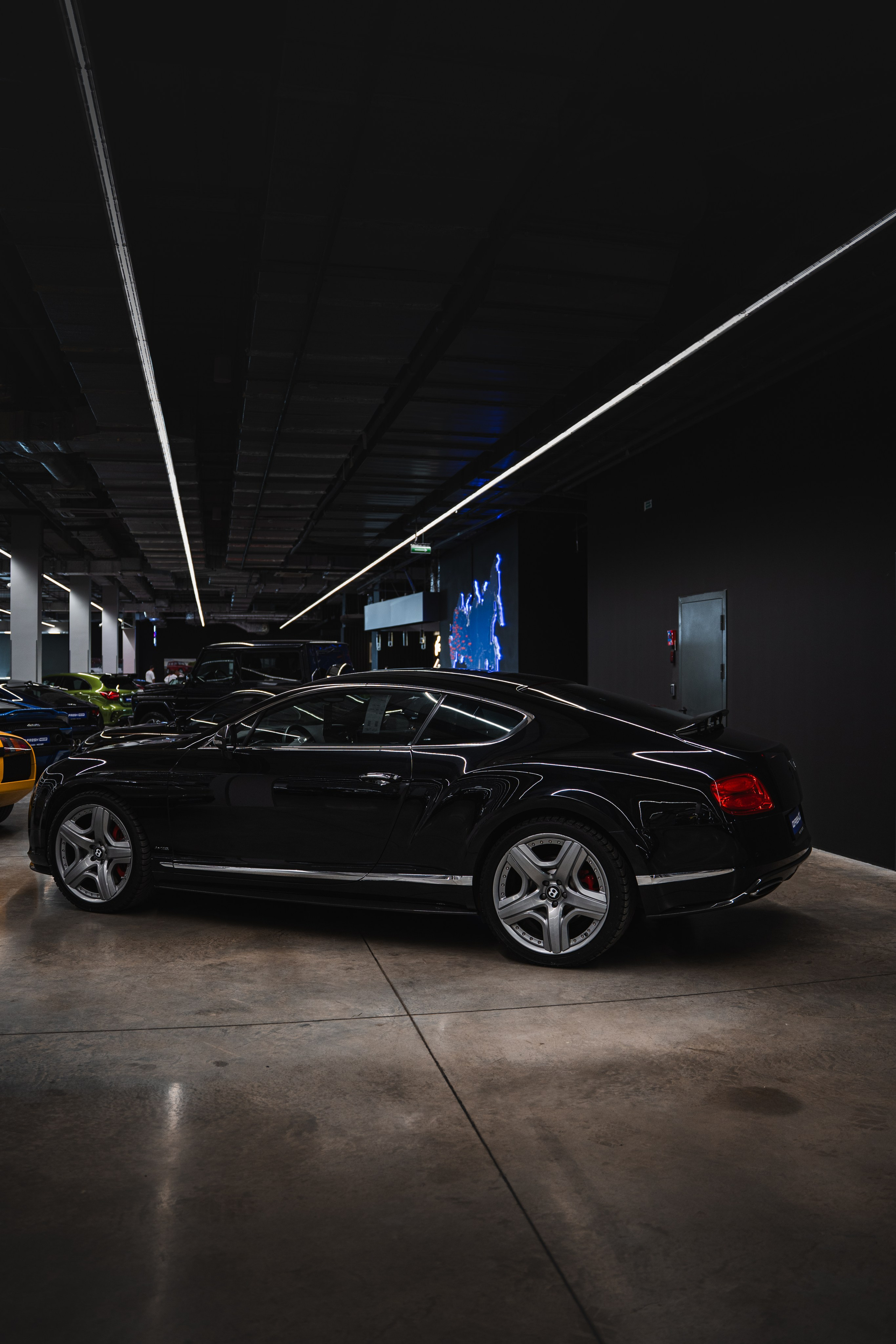 Москва, автосалон Freshauto. 42Studio