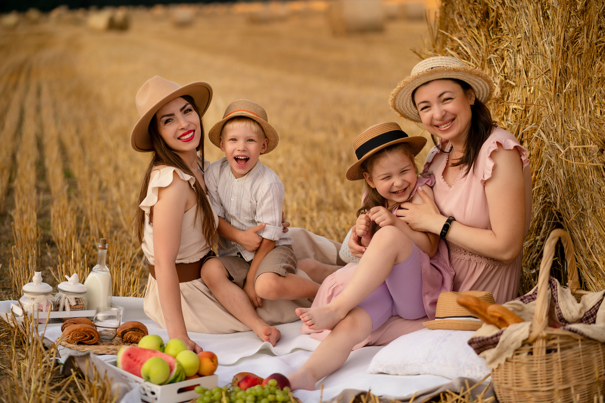 Пикник в поле. Семейный и свадебный фотограф Минск, Беларусь Анна Орловская