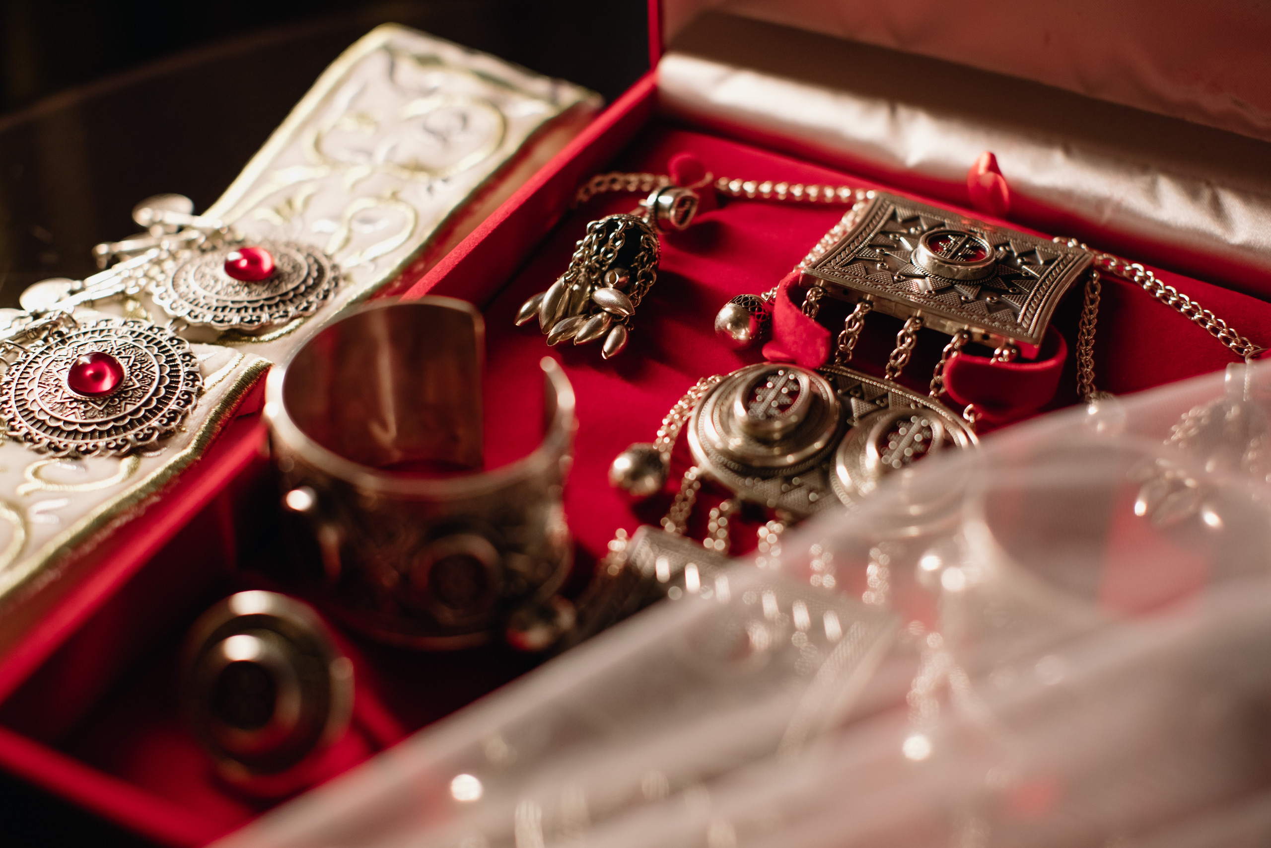 Ernest & Asem 2020 Moscow. Wedding and family photographer in Moscow