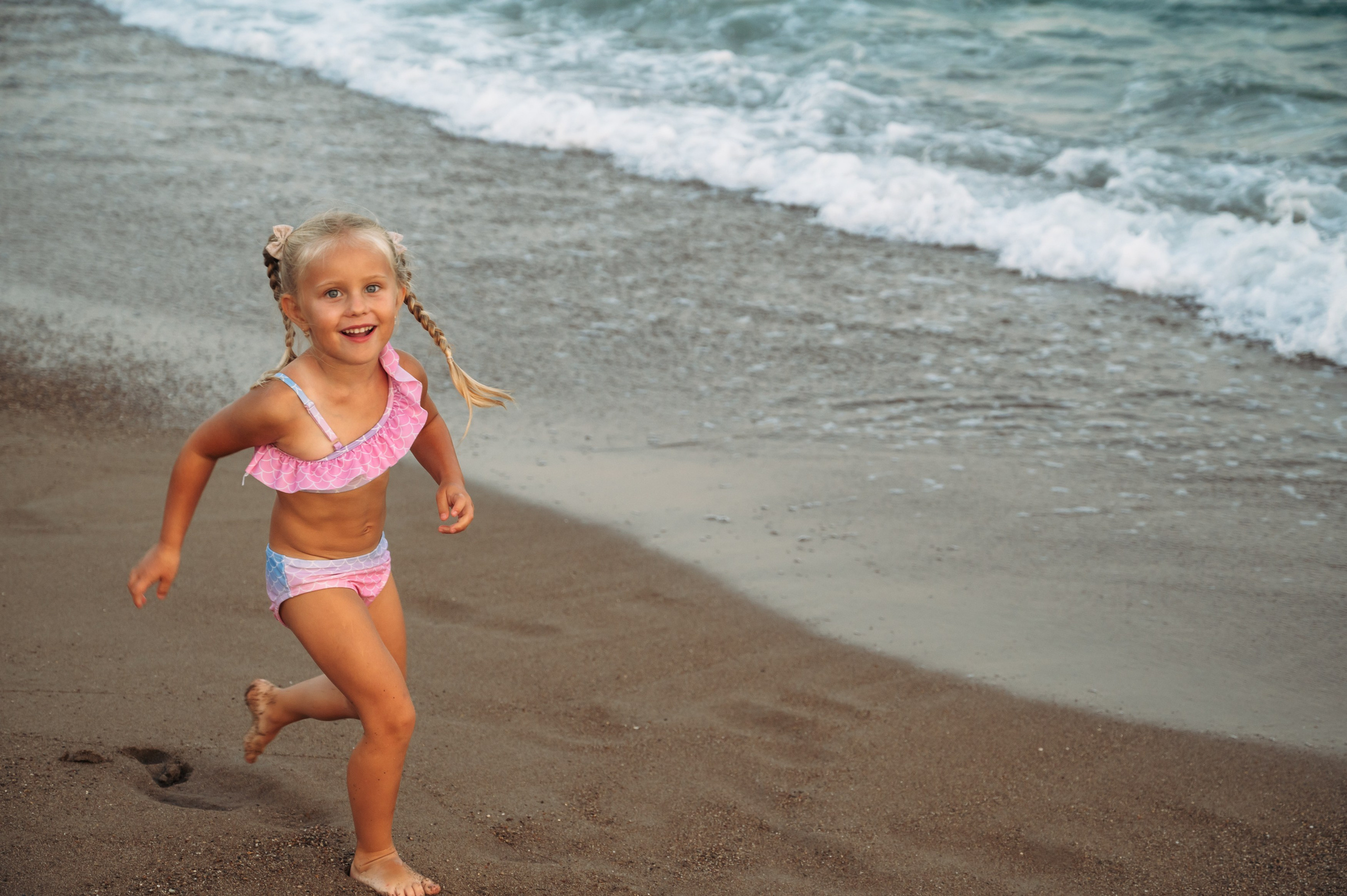 Семейная фотосессия в Анталии на закате. Фотосессии в Анталии. Фотограф в Анталии Лариса Трубина