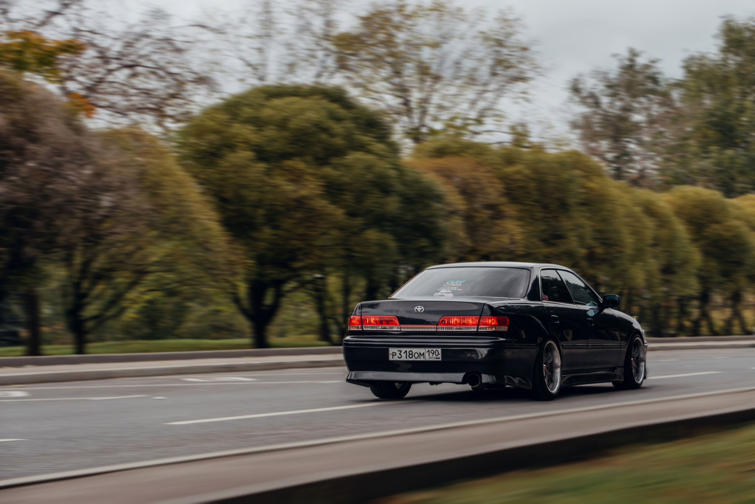 Toyota Mark ii inna_goldcobra. DeLorein