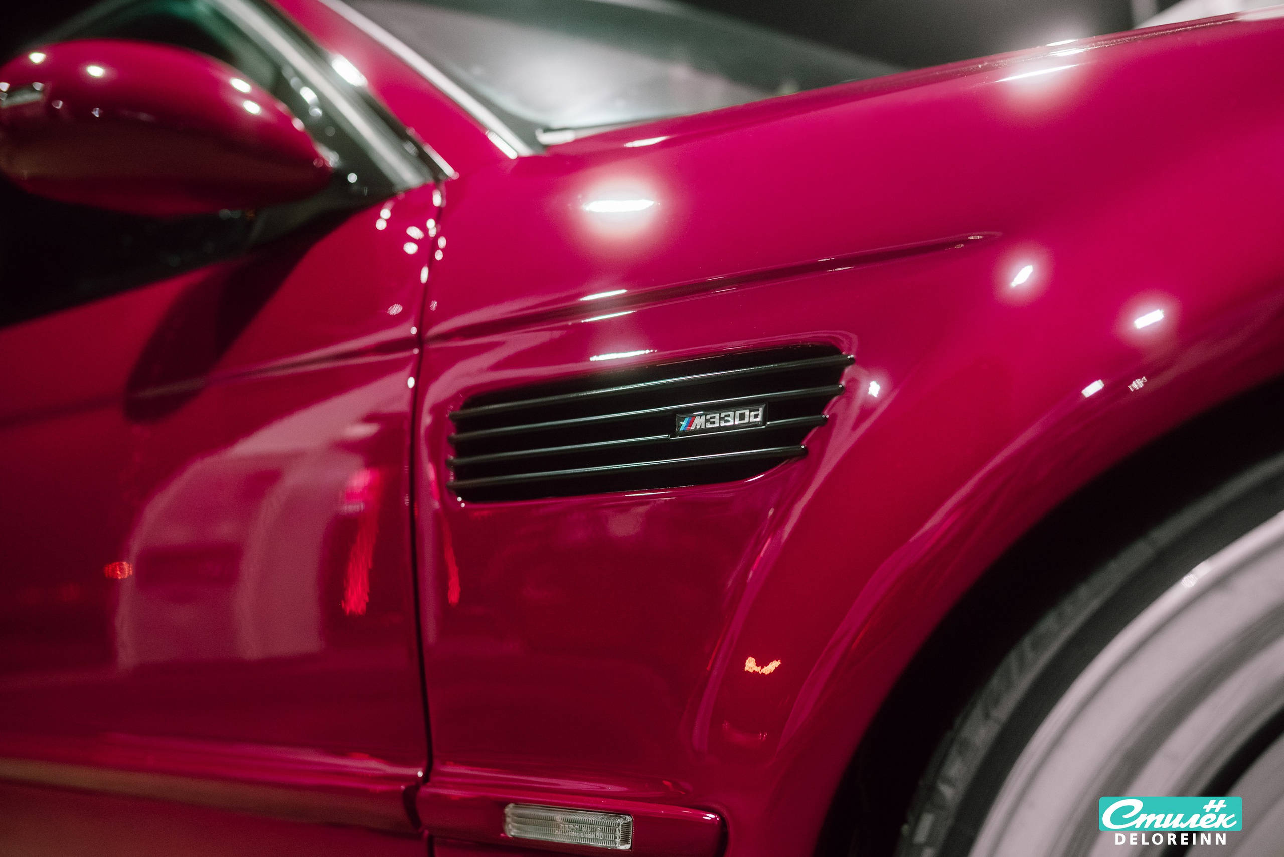 Pink BMW E46 Touring from Finland. DeLorein