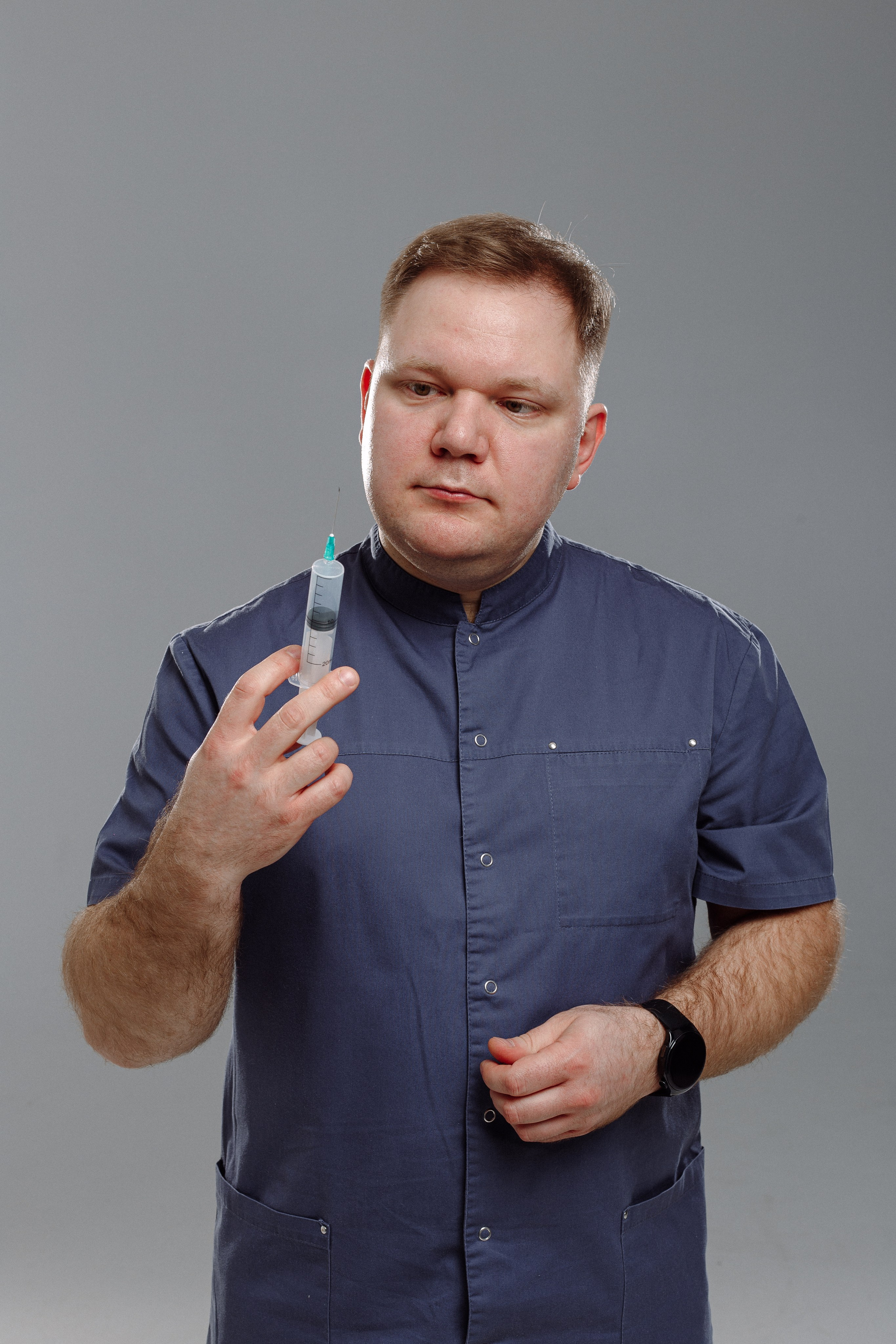 Съёмка врача в студии. Фотограф врача в Нижнем Новгороде и Нижегородской области.