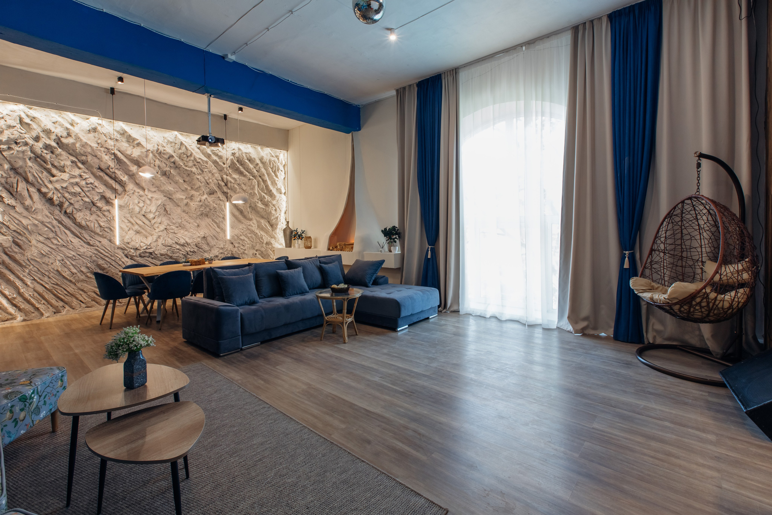 Сицилия (лето). Аренда лофта в СПб для мероприятий