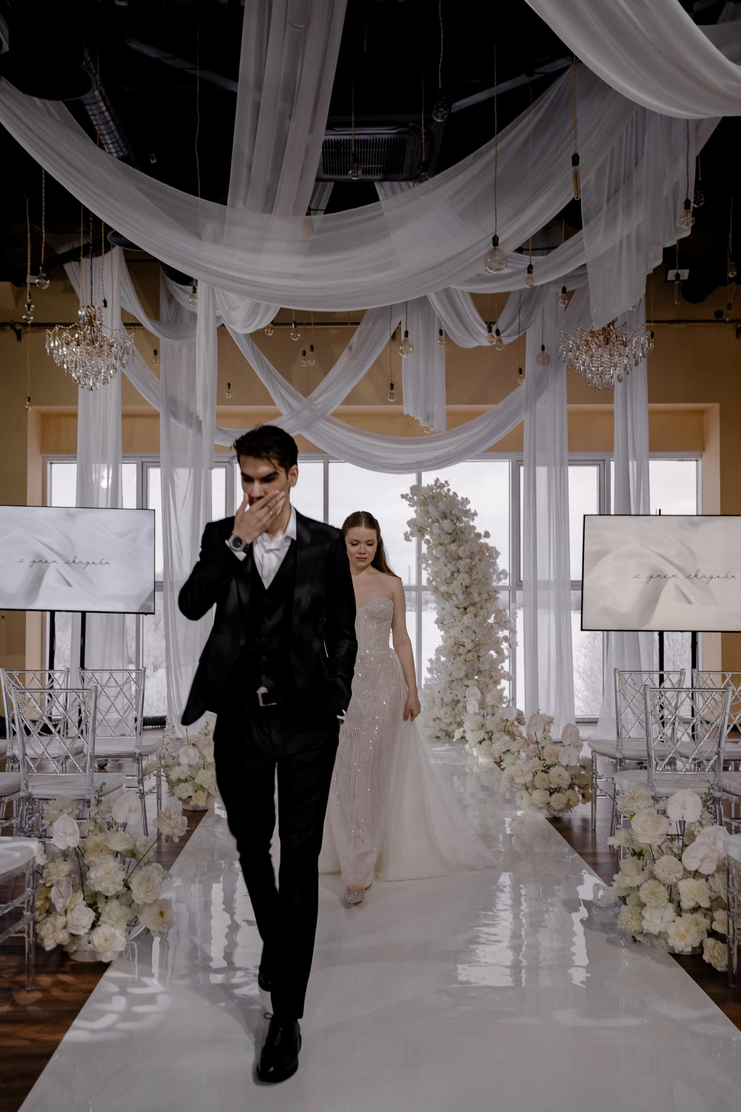 СВАДЕБНАЯ СЬЕМКА СБОРОВ В ОТЕЛЕ И ВЫЕЗД НА ЦЕРЕМОНИЮ (СНЯТО В СИБИРЕ В НИЖНЕВАРТОВСКЕ). Профессиональный фотограф, Санкт-Петербург — Виктория Богомолова