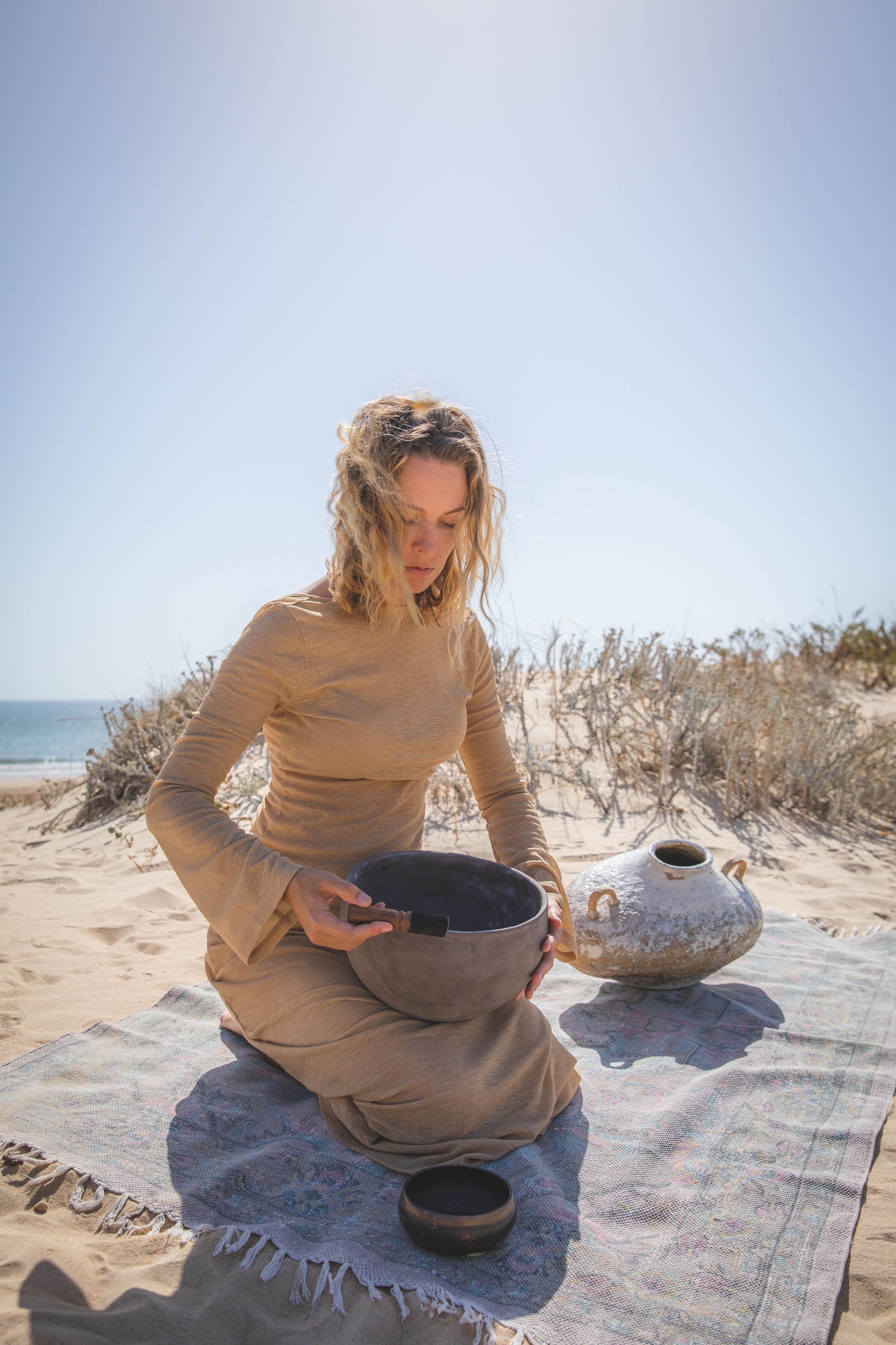 VAVA × Oksana Lomnova — A Creative Collaboration by the Ocean. Professional Photographer in Portugal. Oksana Lomnova