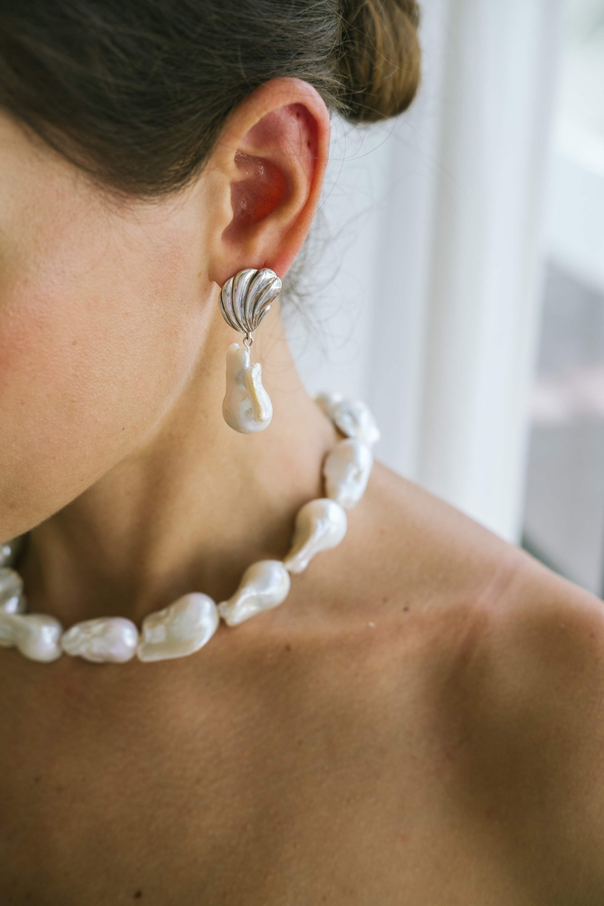 Украшение на модели. Фотограф на Бали|Свадьба на Бали