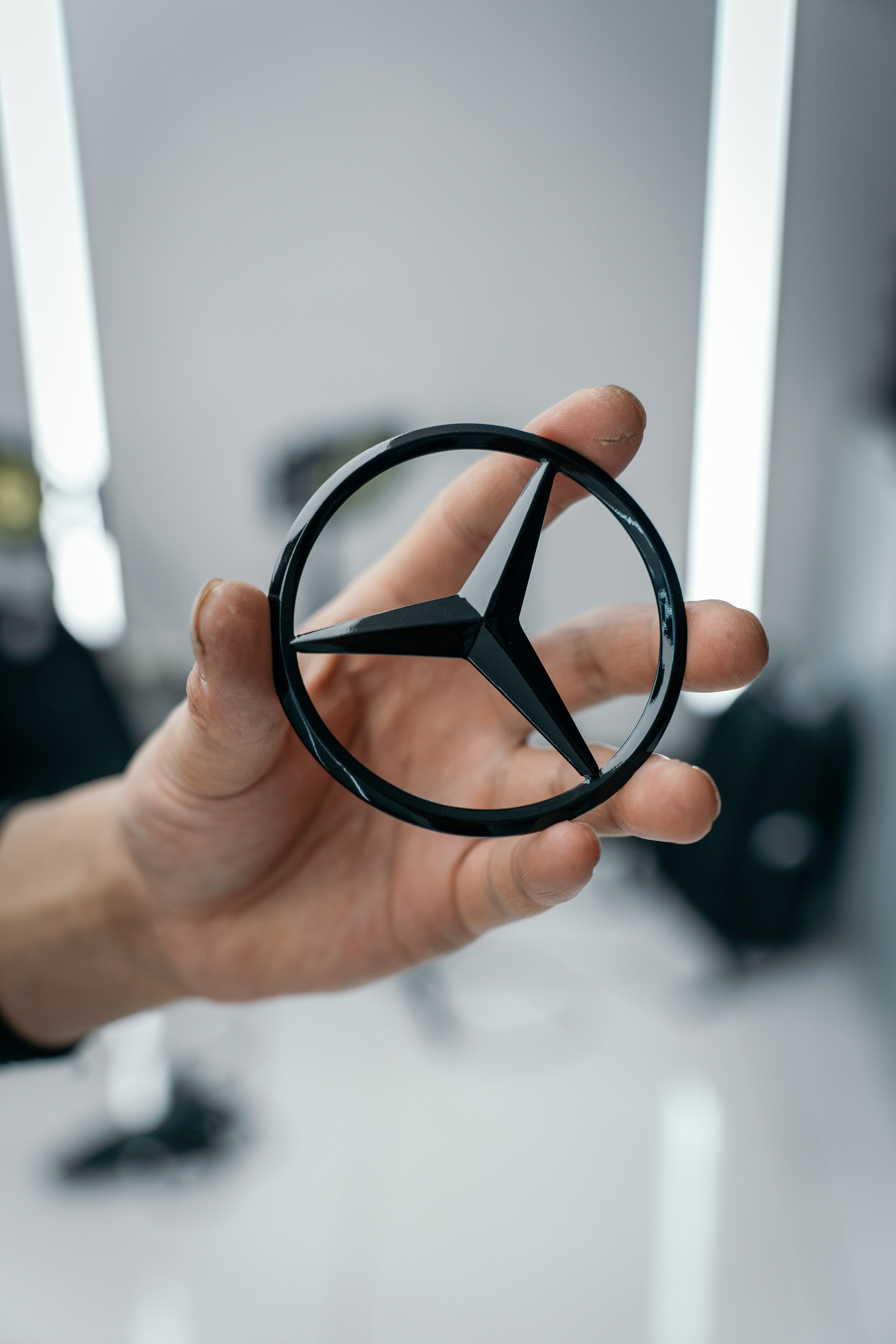 Triumph Car Services. Photographer based in moscow Peter Tchana