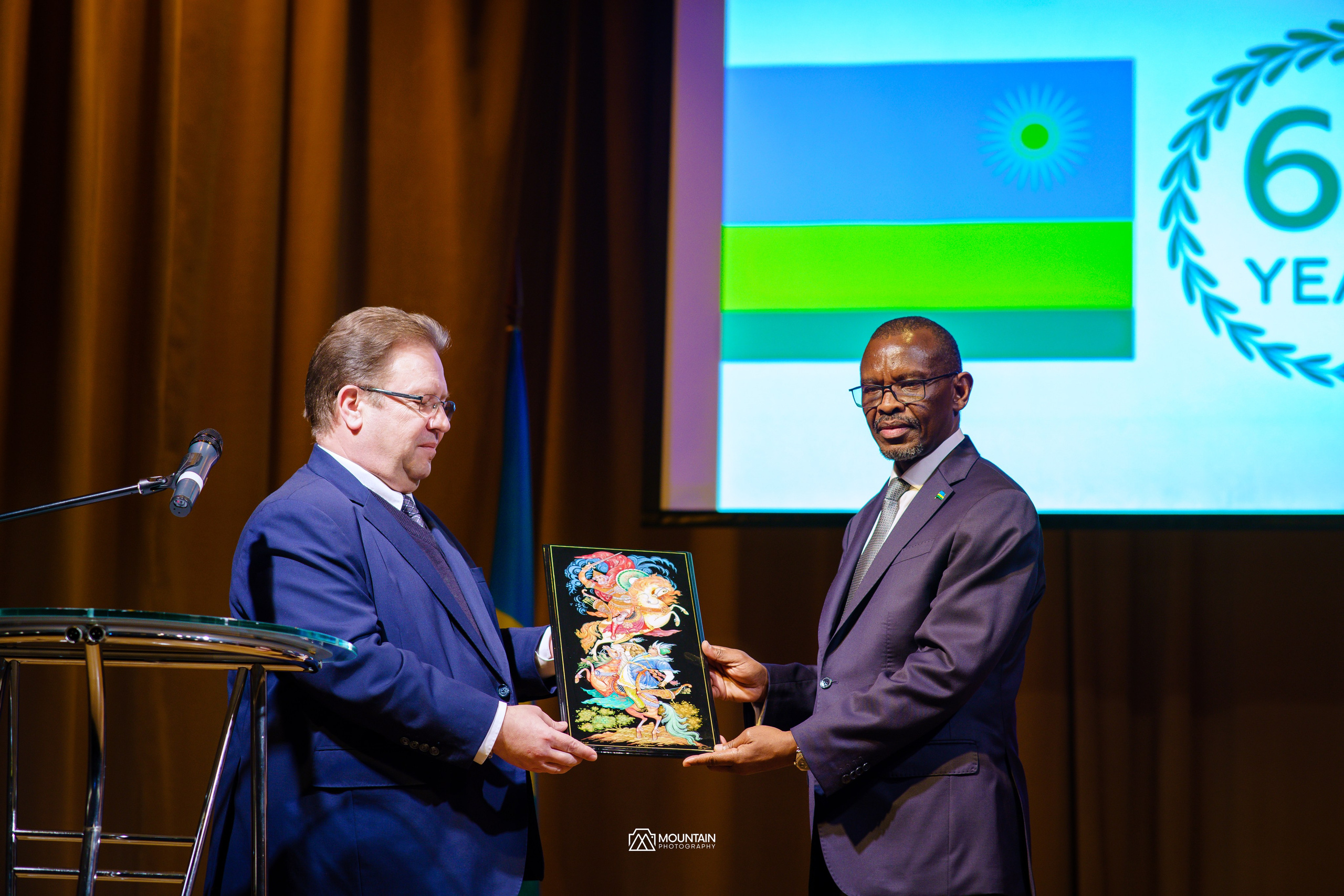 Rwanda 60 years celebratin of diplomatic relation with Russia. Я занимаюсь событийной, свадебной, товарной, студийной… фотографией