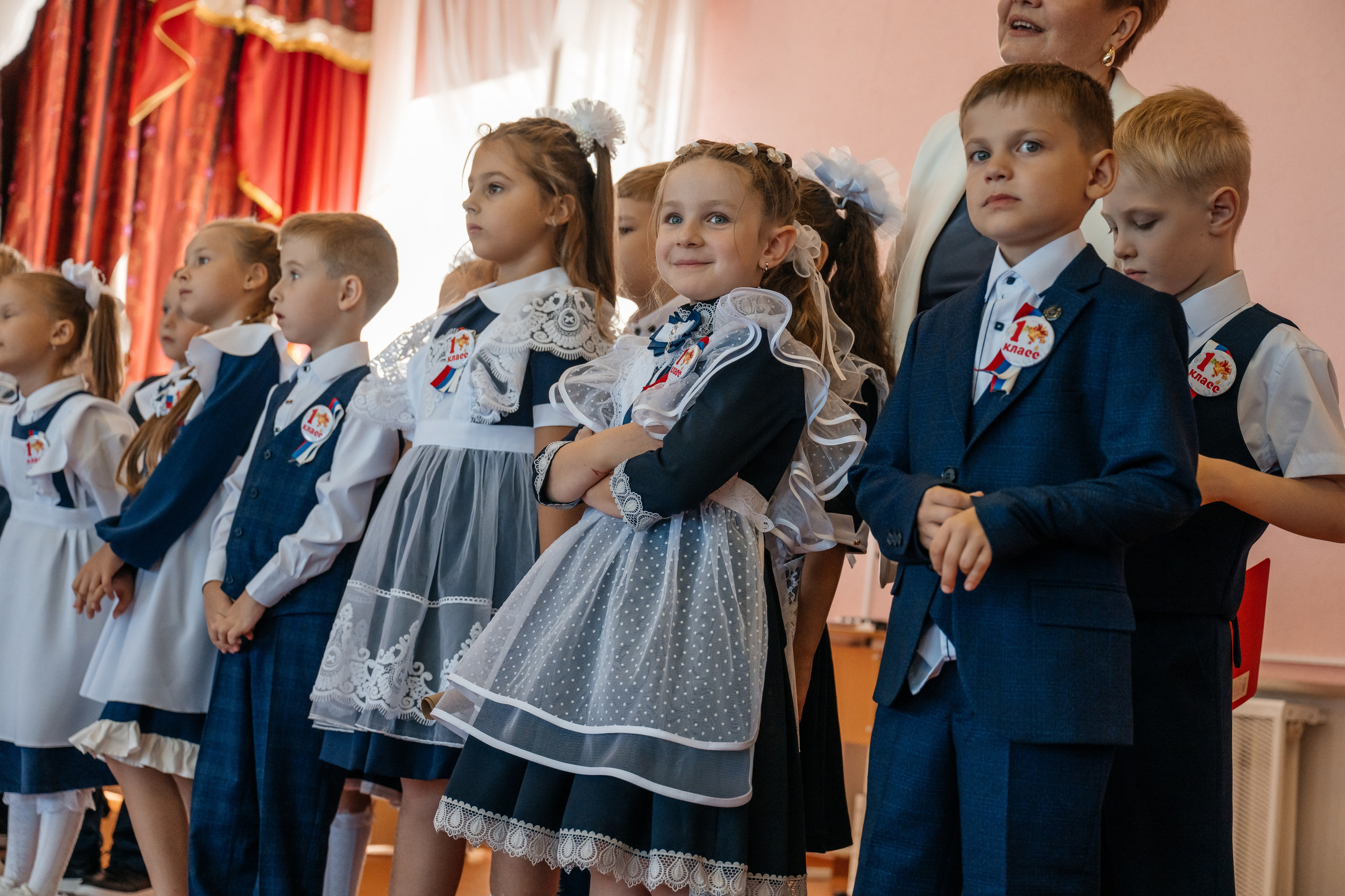 День первоклассника. Школьный фотограф в Валуйках. Фотосессии для выпускников и изготовление выпускных альбомов в городе Валуйки и в Белгородской области