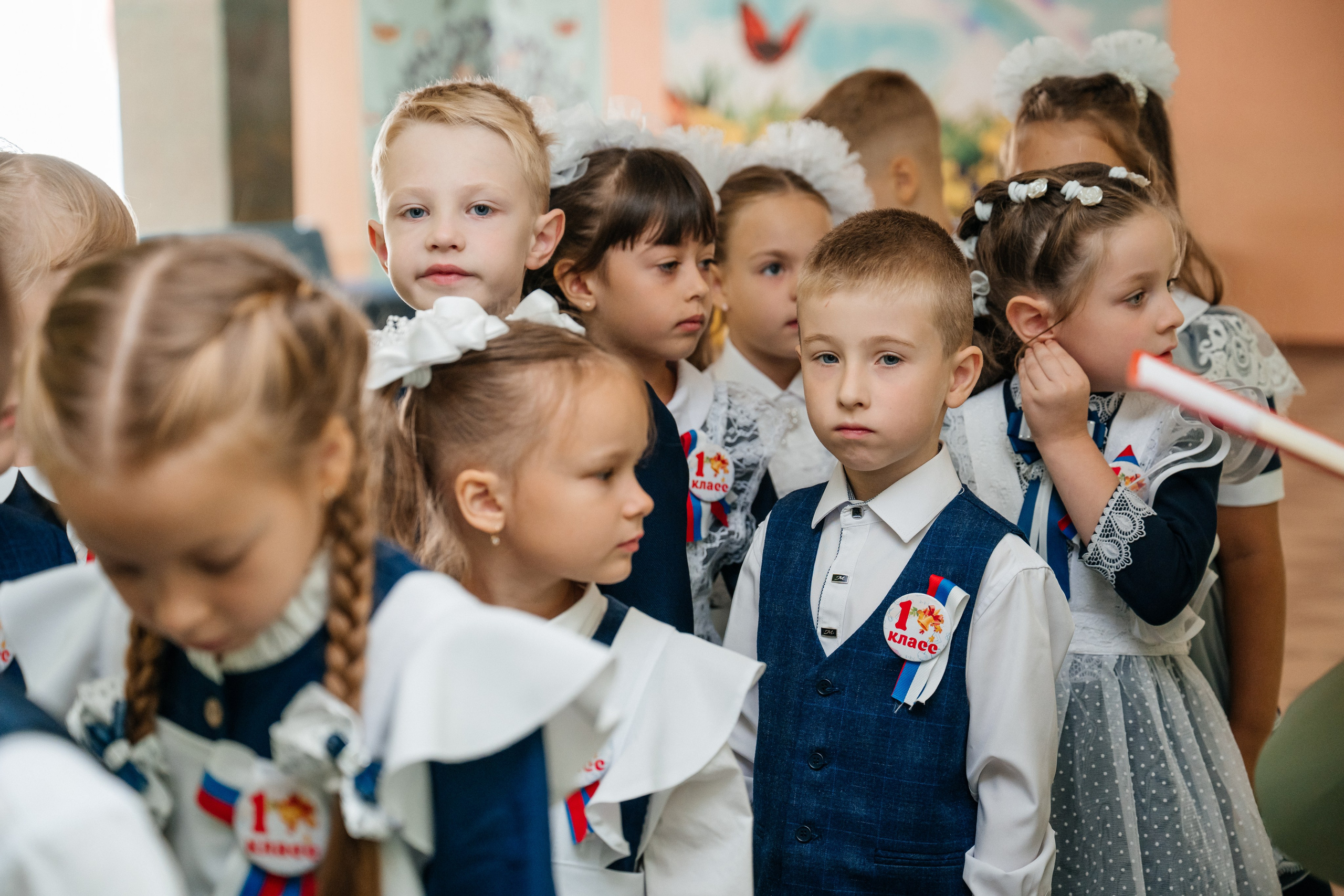 День первоклассника. Школьный фотограф в Валуйках. Фотосессии для выпускников и изготовление выпускных альбомов в городе Валуйки и в Белгородской области