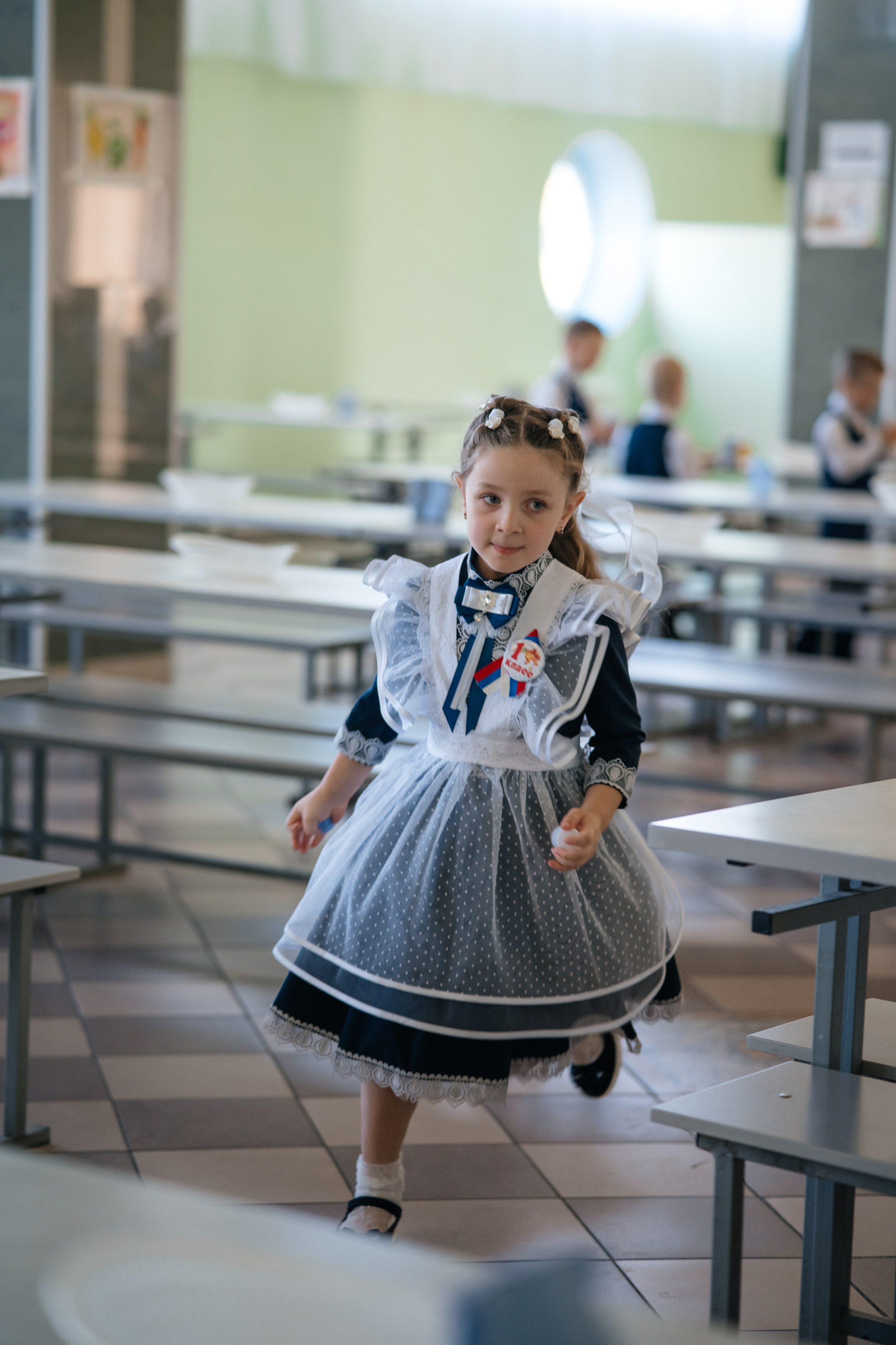День первоклассника. Школьный фотограф в Валуйках. Фотосессии для выпускников и изготовление выпускных альбомов в городе Валуйки и в Белгородской области