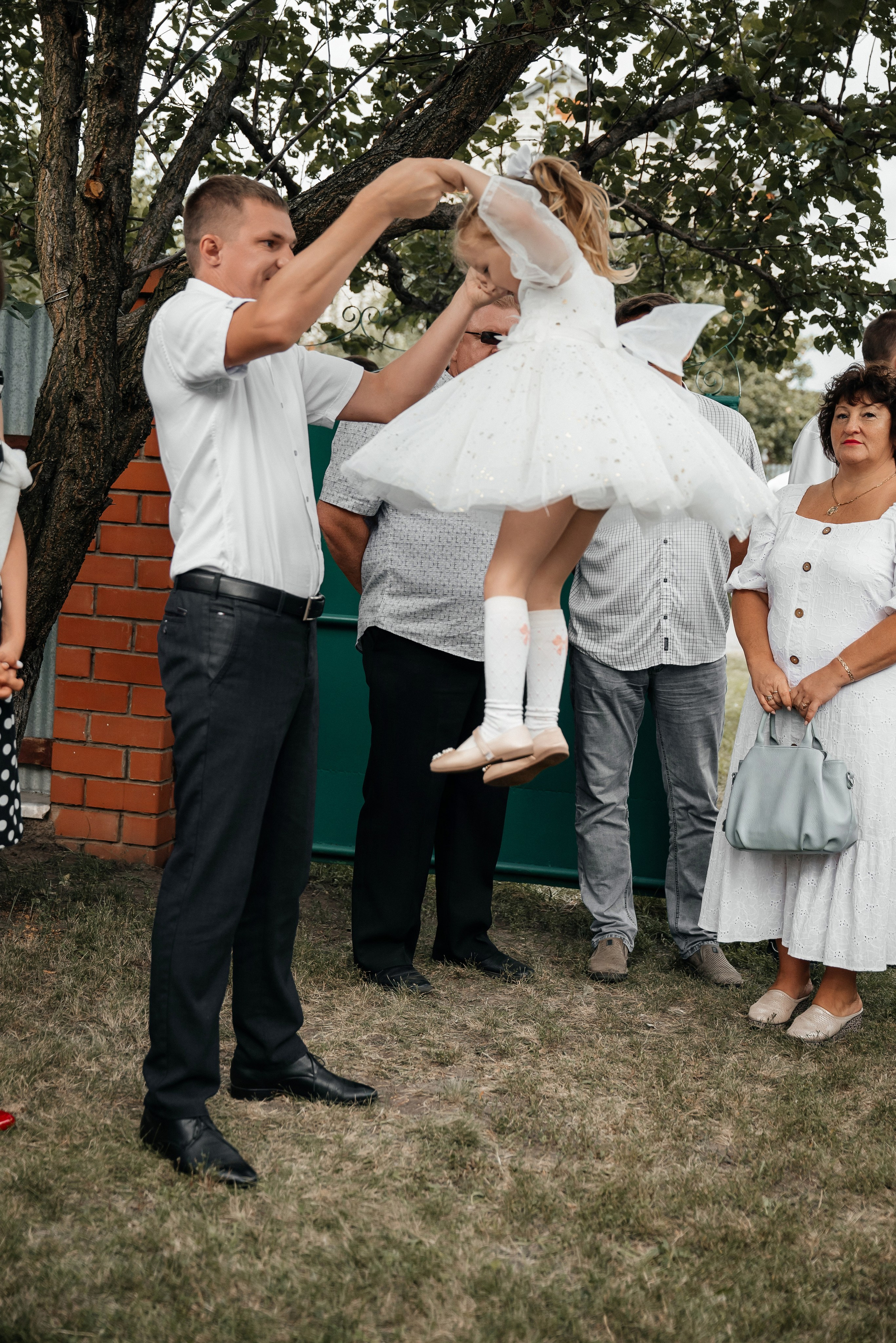 «Свадьба Даши и Артема». Школьный фотограф в Валуйках. Фотосессии для выпускников и изготовление выпускных альбомов в городе Валуйки и в Белгородской области