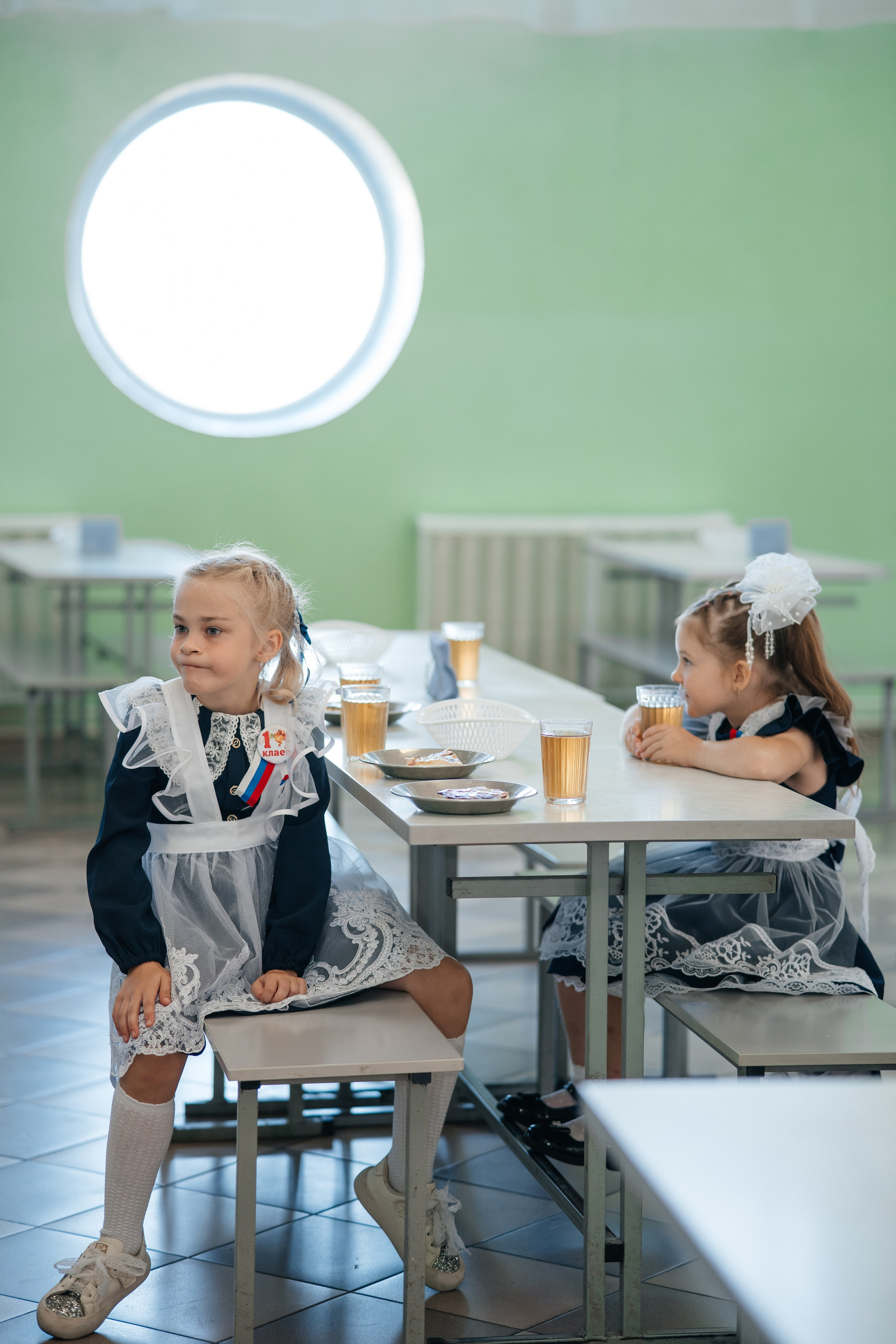 День первоклассника. Школьный фотограф в Валуйках. Фотосессии для выпускников и изготовление выпускных альбомов в городе Валуйки и в Белгородской области
