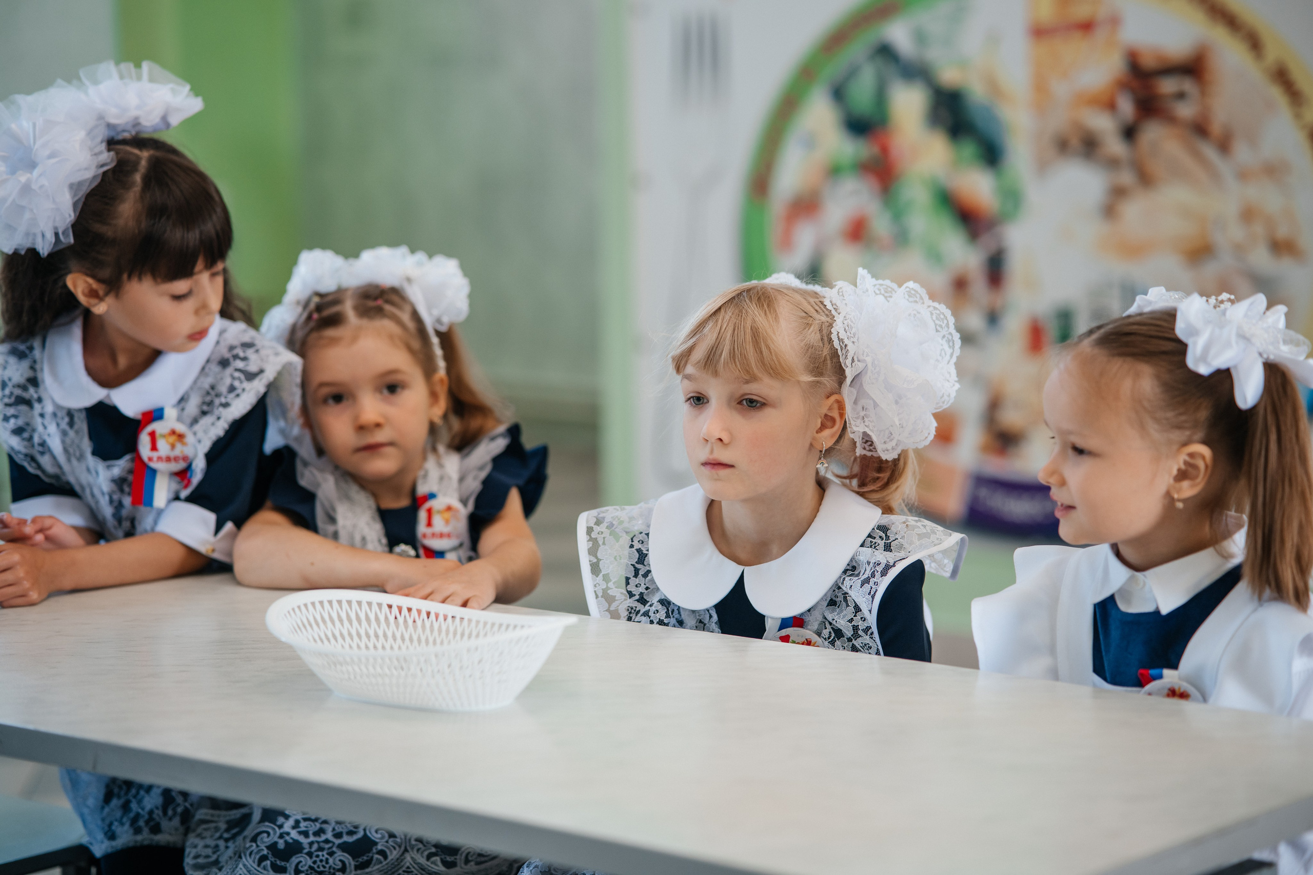 День первоклассника. Школьный фотограф в Валуйках. Фотосессии для выпускников и изготовление выпускных альбомов в городе Валуйки и в Белгородской области