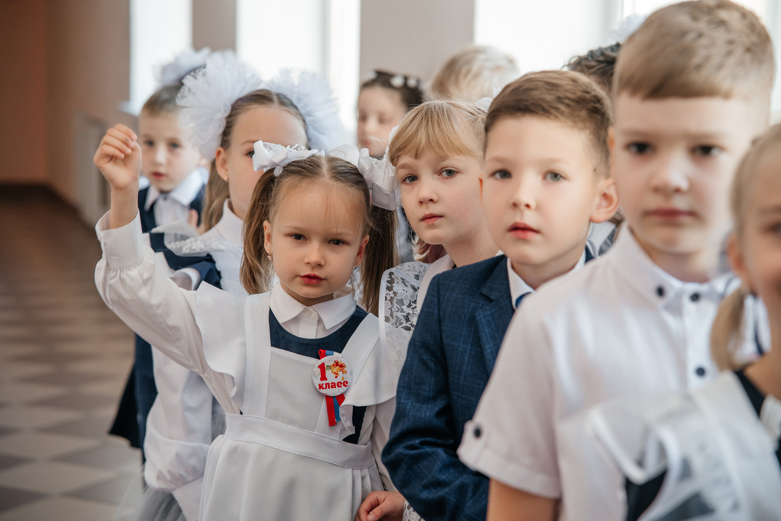 День первоклассника. Школьный фотограф в Валуйках. Фотосессии для выпускников и изготовление выпускных альбомов в городе Валуйки и в Белгородской области