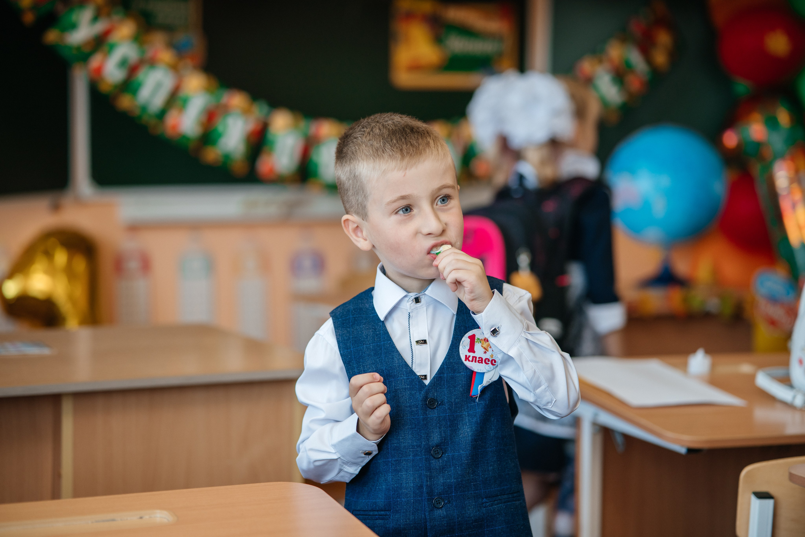 День первоклассника. Школьный фотограф в Валуйках. Фотосессии для выпускников и изготовление выпускных альбомов в городе Валуйки и в Белгородской области