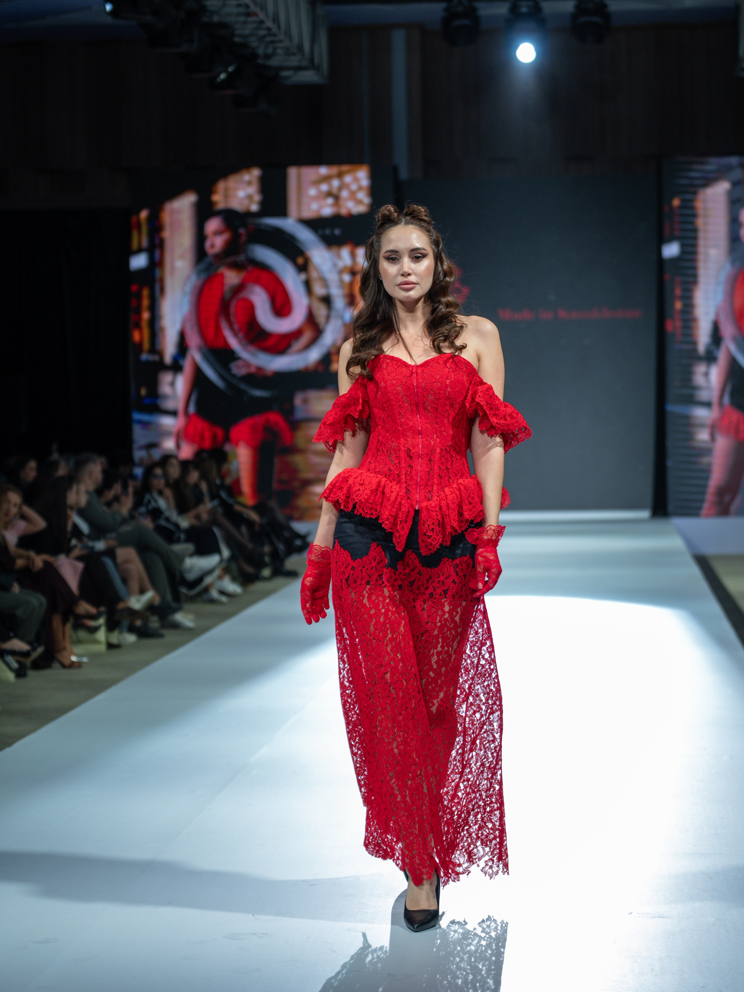 EURASIAN FASHION WEEK DJADI. Сайт Алматинского НЮ АРТ, будуар и фэшн фотографа Дениса Карпенко