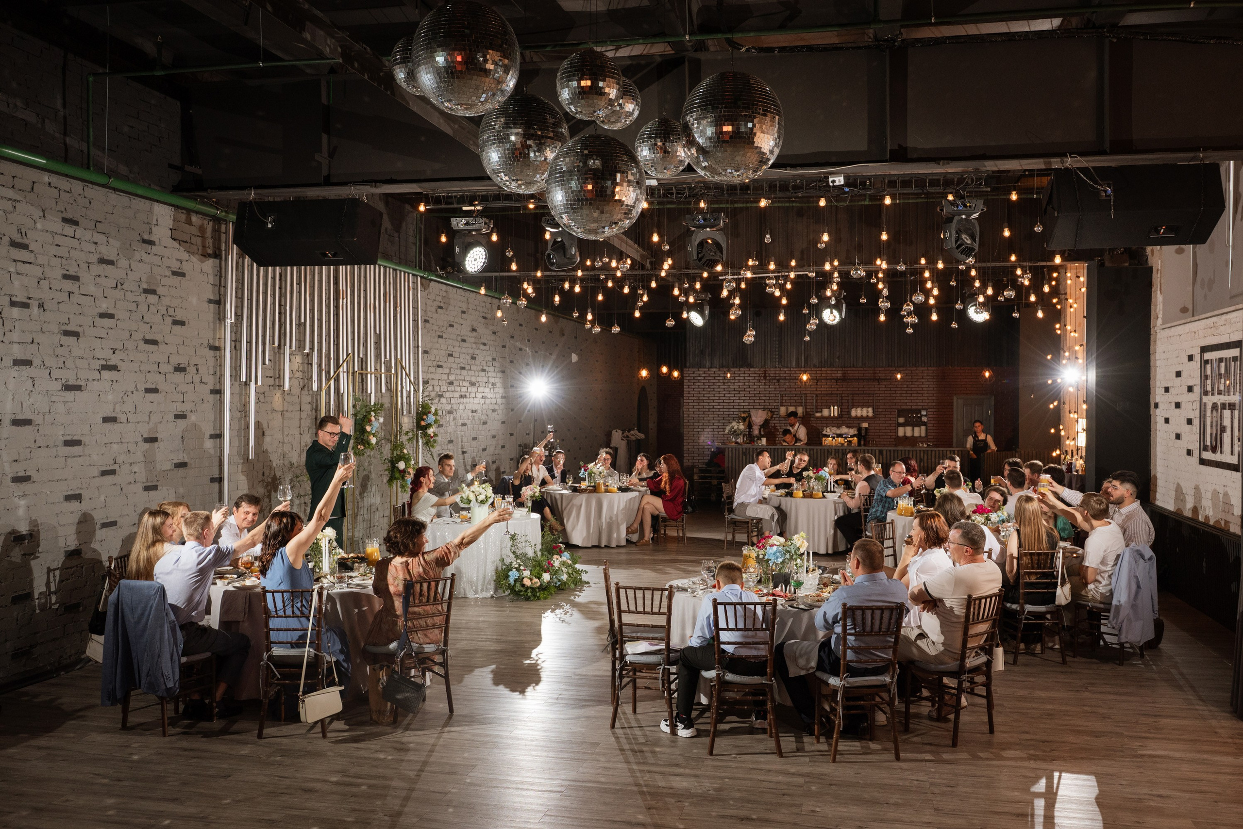 Пётр и Ирина | 01.08.25. Свадебный фотограф в Санкт-Петербурге Владислава Тюльпина