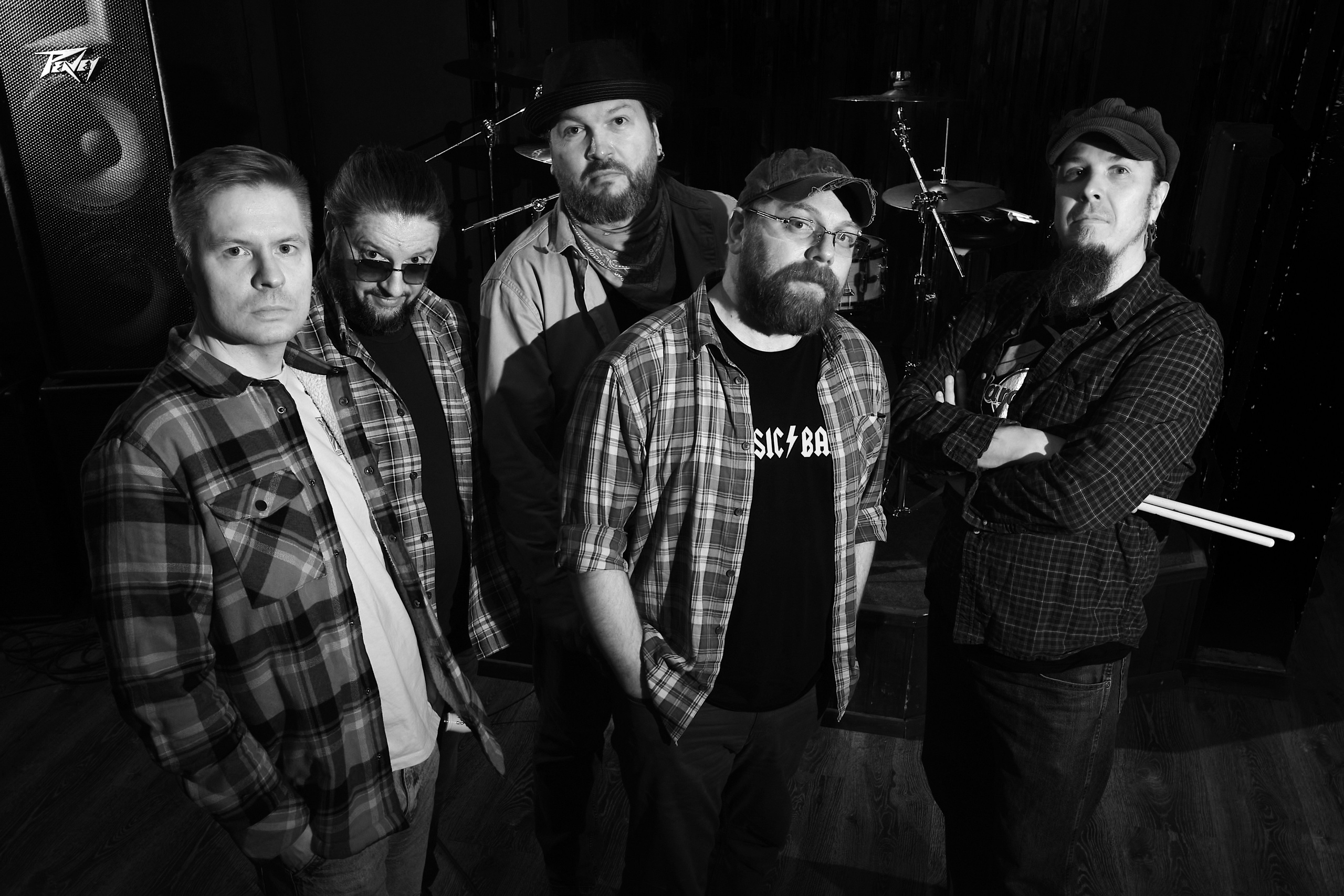 Фотограф для съемки музыкальной группы, услуги фотографа для музыкантов, певцов, эстрадной и концерной деятельности. Ваш фотограф для съемки концертов и мероприятий.