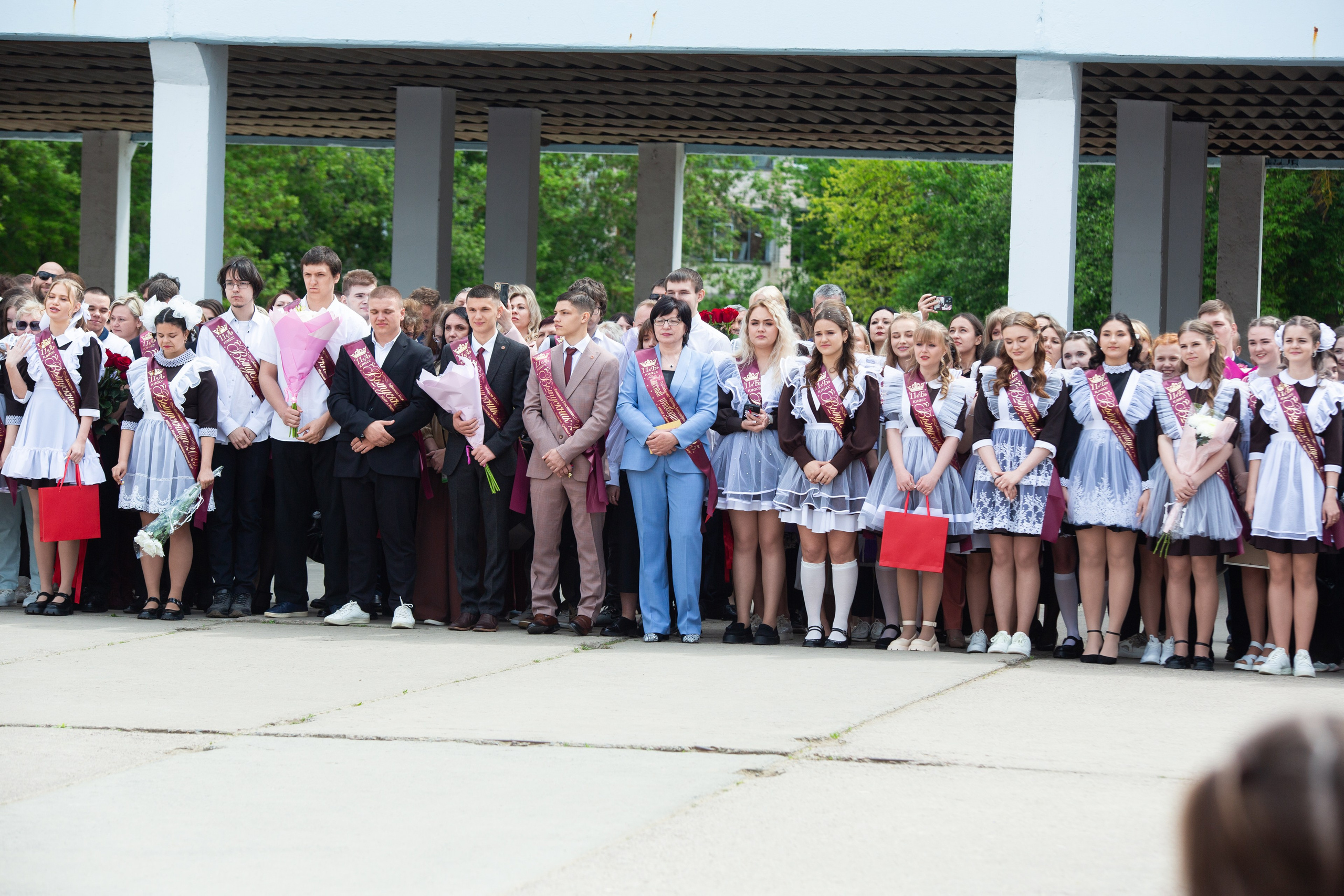 ПОСЛЕДНИЙ ЗВОНОК 2025 9 ШКОЛА. ТВОЙ АЛЬБОМ / ТВОИ ПРАВИЛА