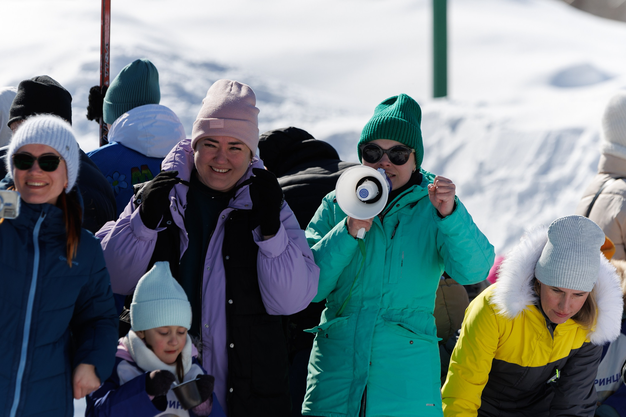 XIII чемпионат  по «ХОККЕЮ В ВАЛЕНКАХ». Свадебный, семейный и репортажный фотограф в Южно-Сахалинске Артур Петросян