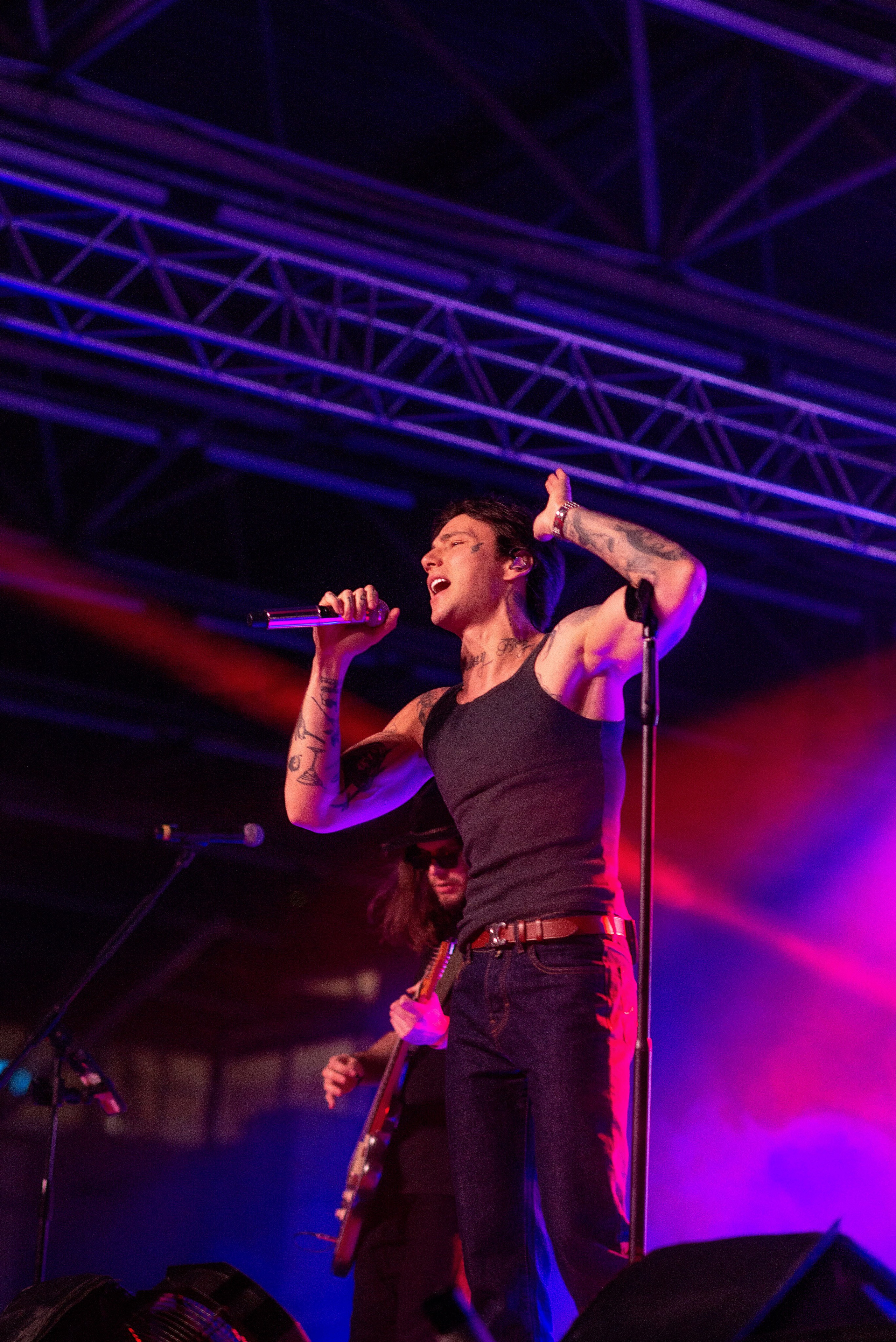 Концерт Хolidayboy. Школьный, фэшн фотограф в Тюмени и в России Ирина Королева