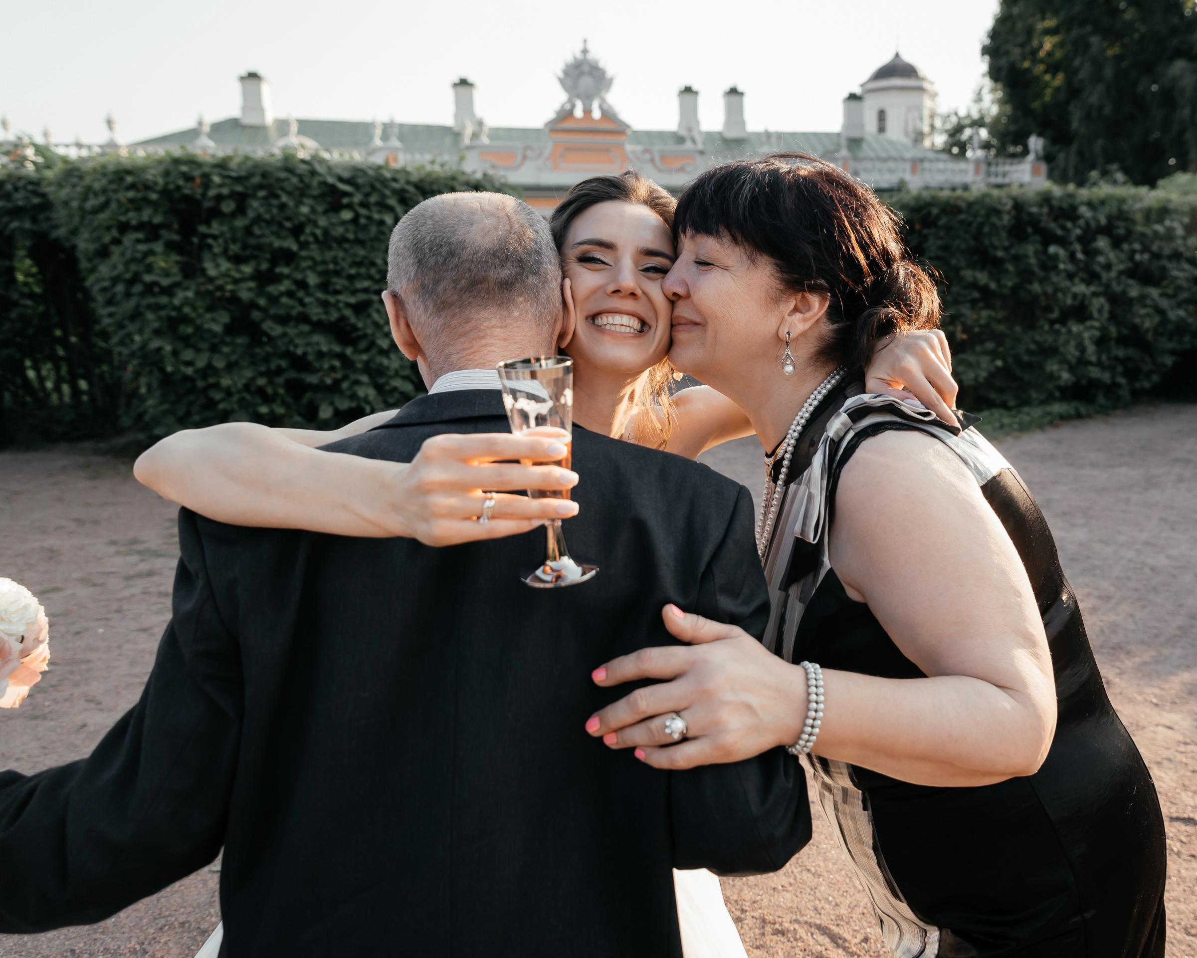 Анонс для Эльзы и Сергея