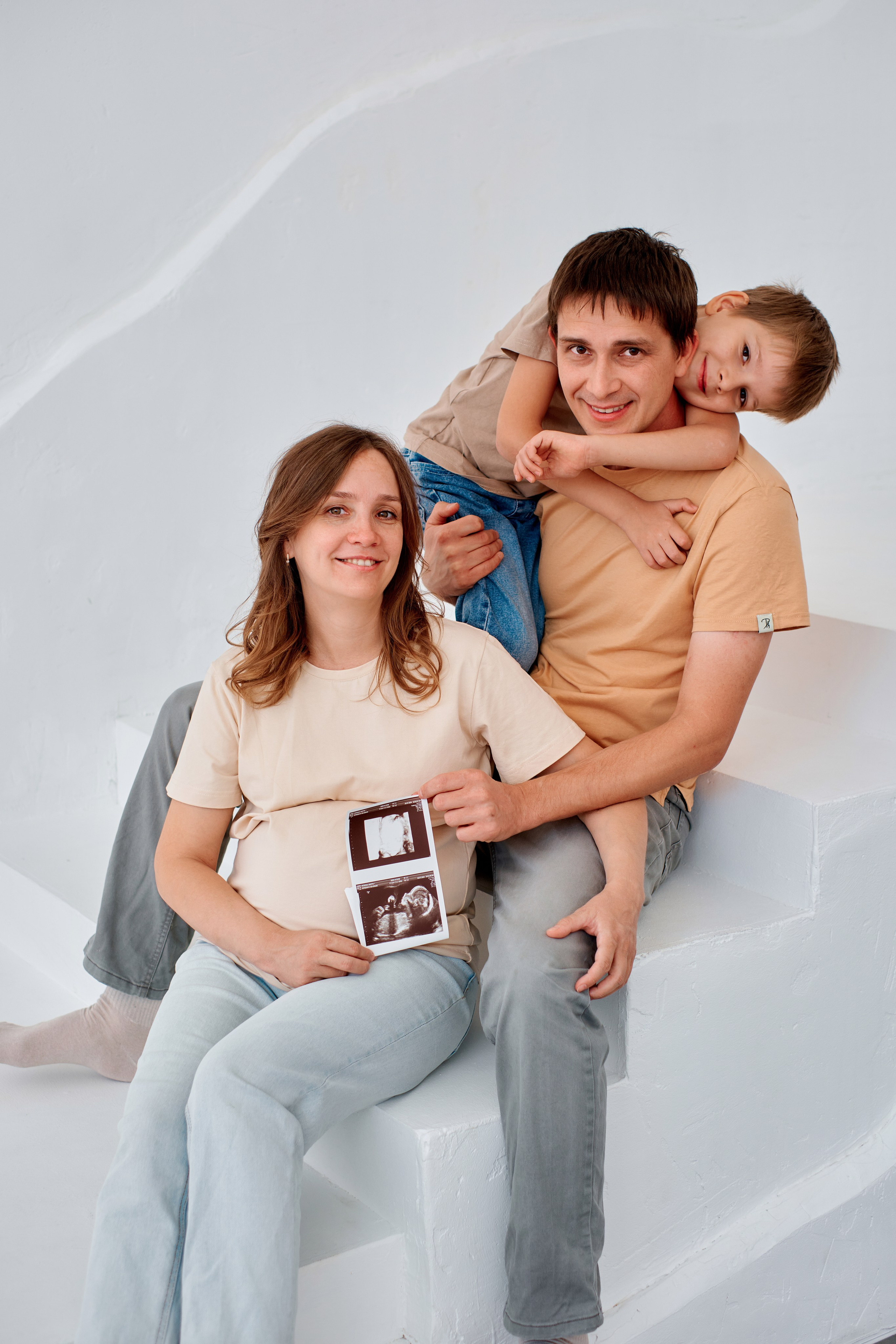 Семейная фотосессия. Студия Luch. Фотограф Таганрог Анна Трайжон