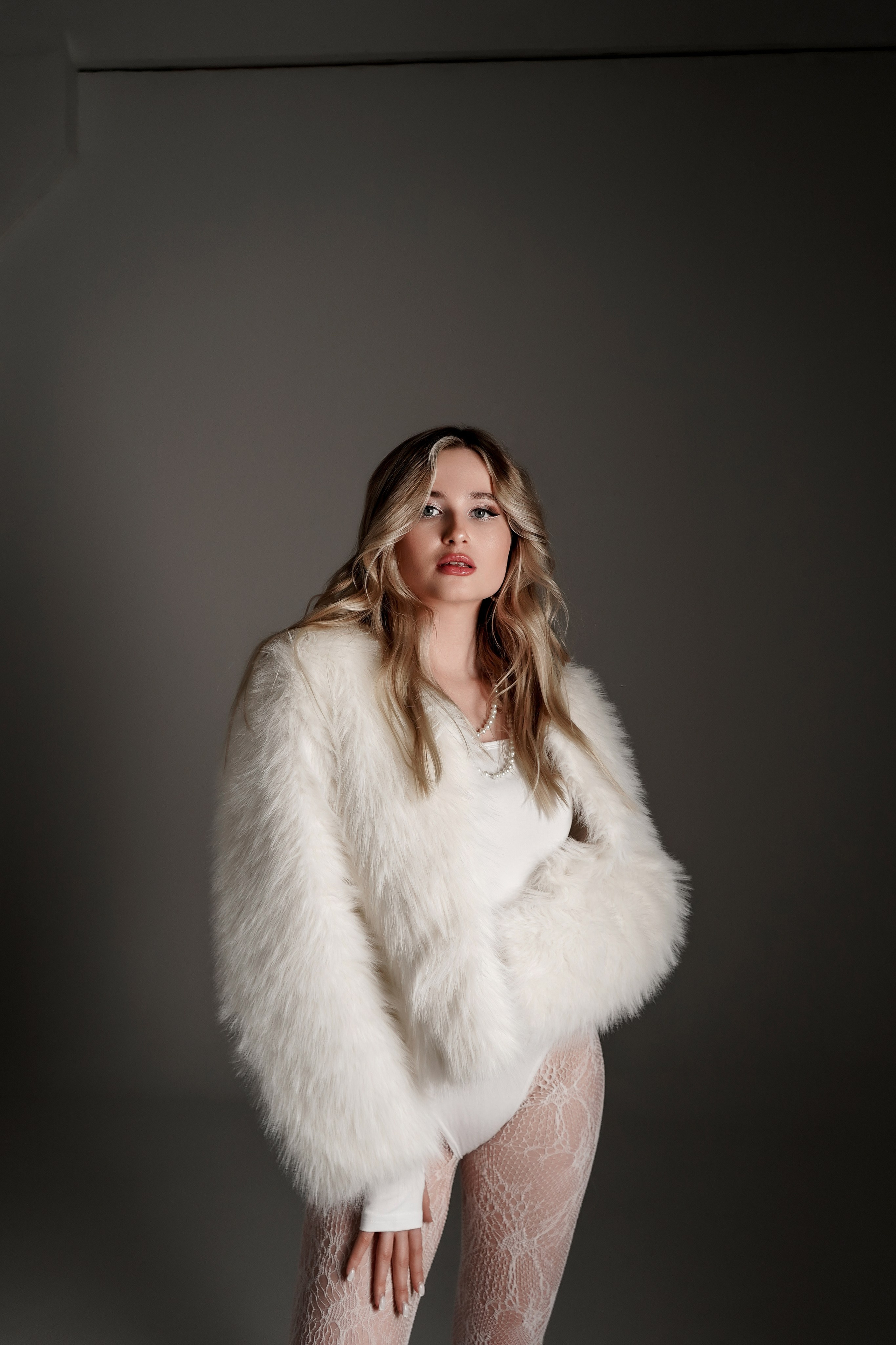 Женский фотограф Ростов-на-Дону. Фотосессия в фотостудии. Анастасия. Свадебный фотограф в Ростове-на-Дону. Таинство Крещения и Венчания, семейные фотосессии. Алёна Чёботова