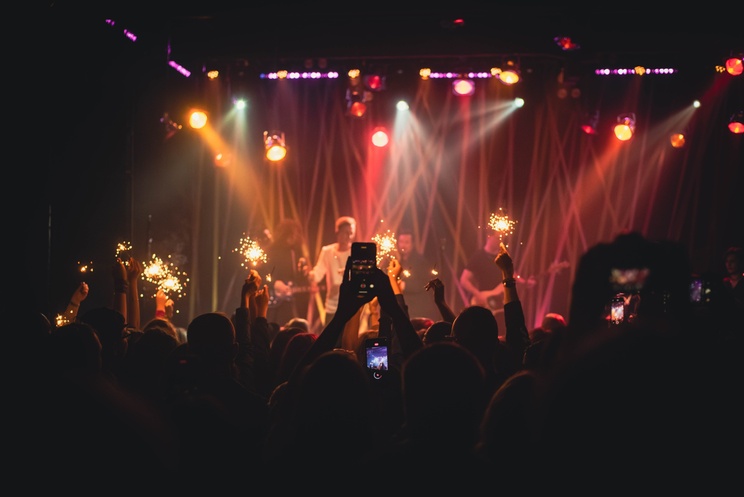 Площадь Восстания (9 ноября 2024 года, Санкт-Петербург, клуб Сердце). Фотограф Светлана Блинова, Москва и Московская область