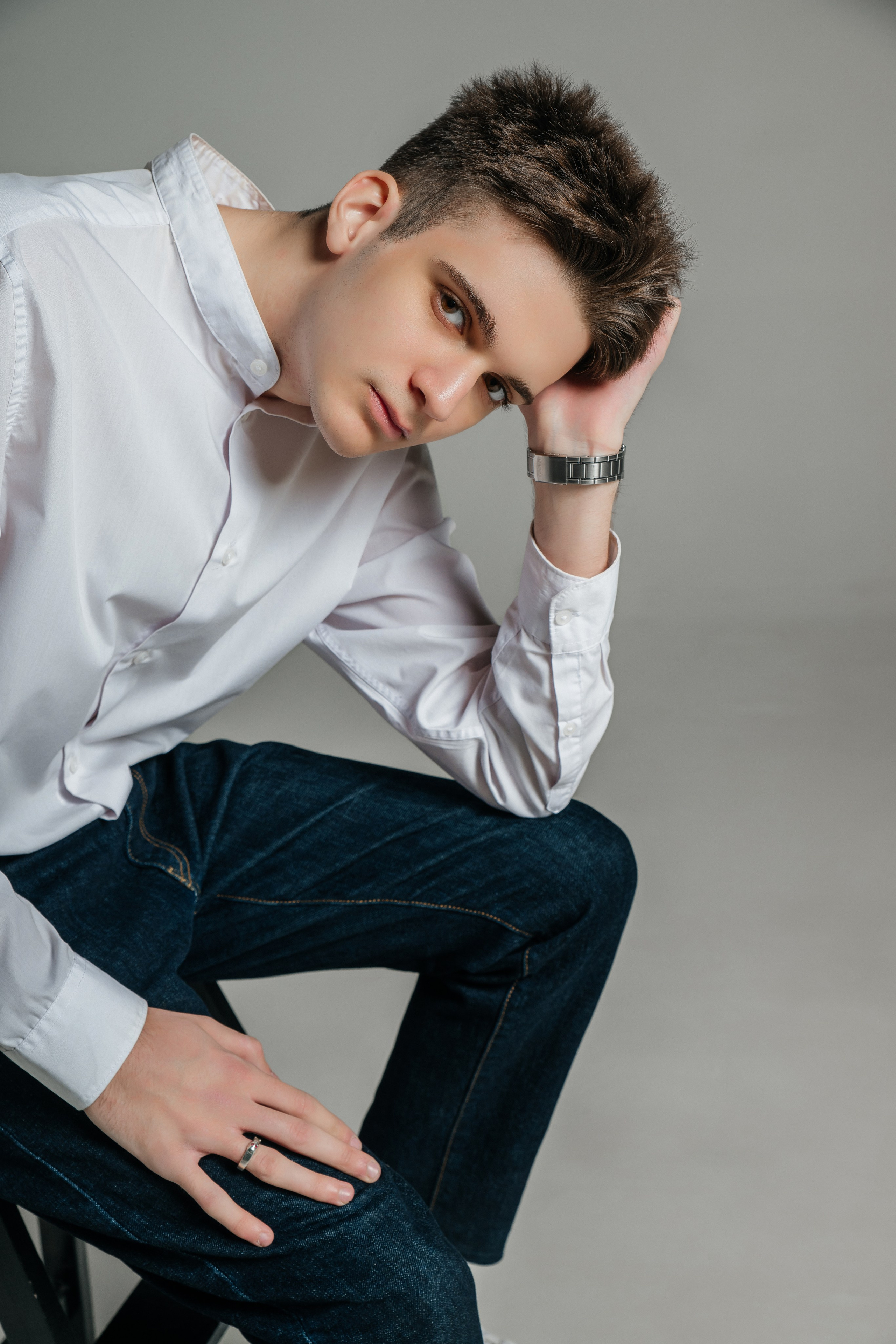 Школа № 16 — Владивосток 2025. Фотограф Ярмишко Дарья. Выпускные фотокниги