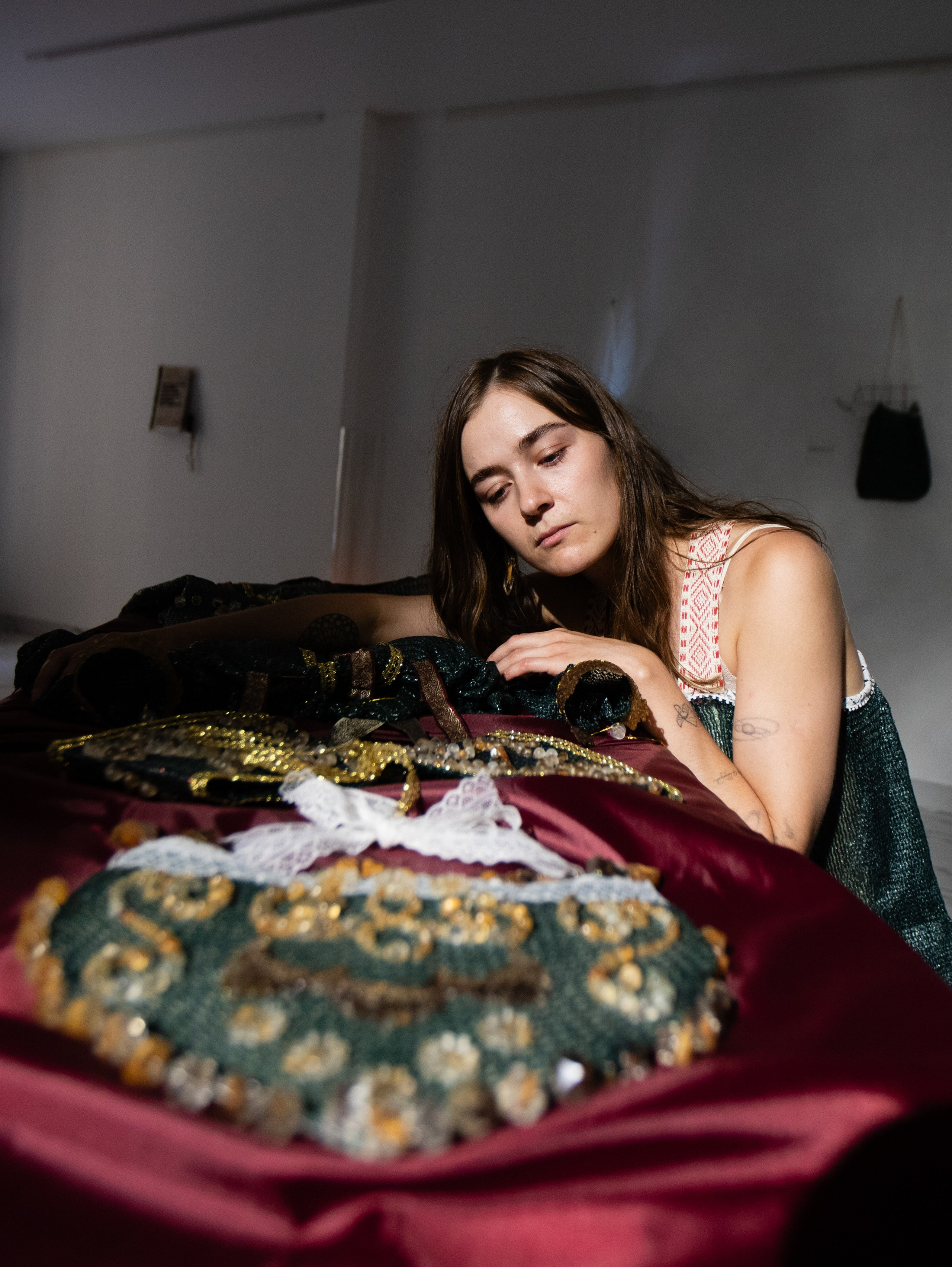 Выставка Ирины Иониной 2024. Фотограф Мария Немм