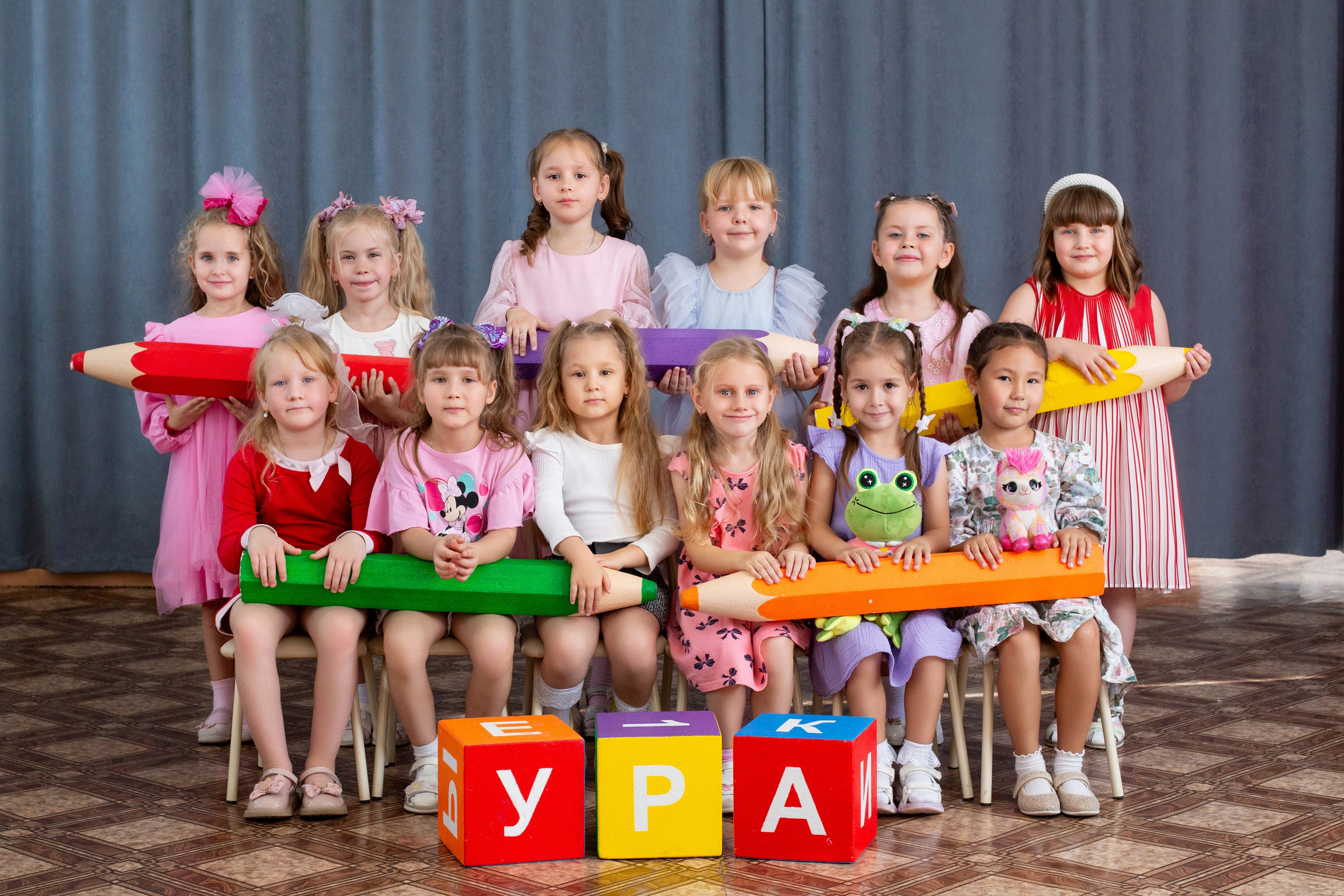 Выпускные альбомы для детского сада. Студия «Фокус» детская фотография Ольги Поповой г. Бийск