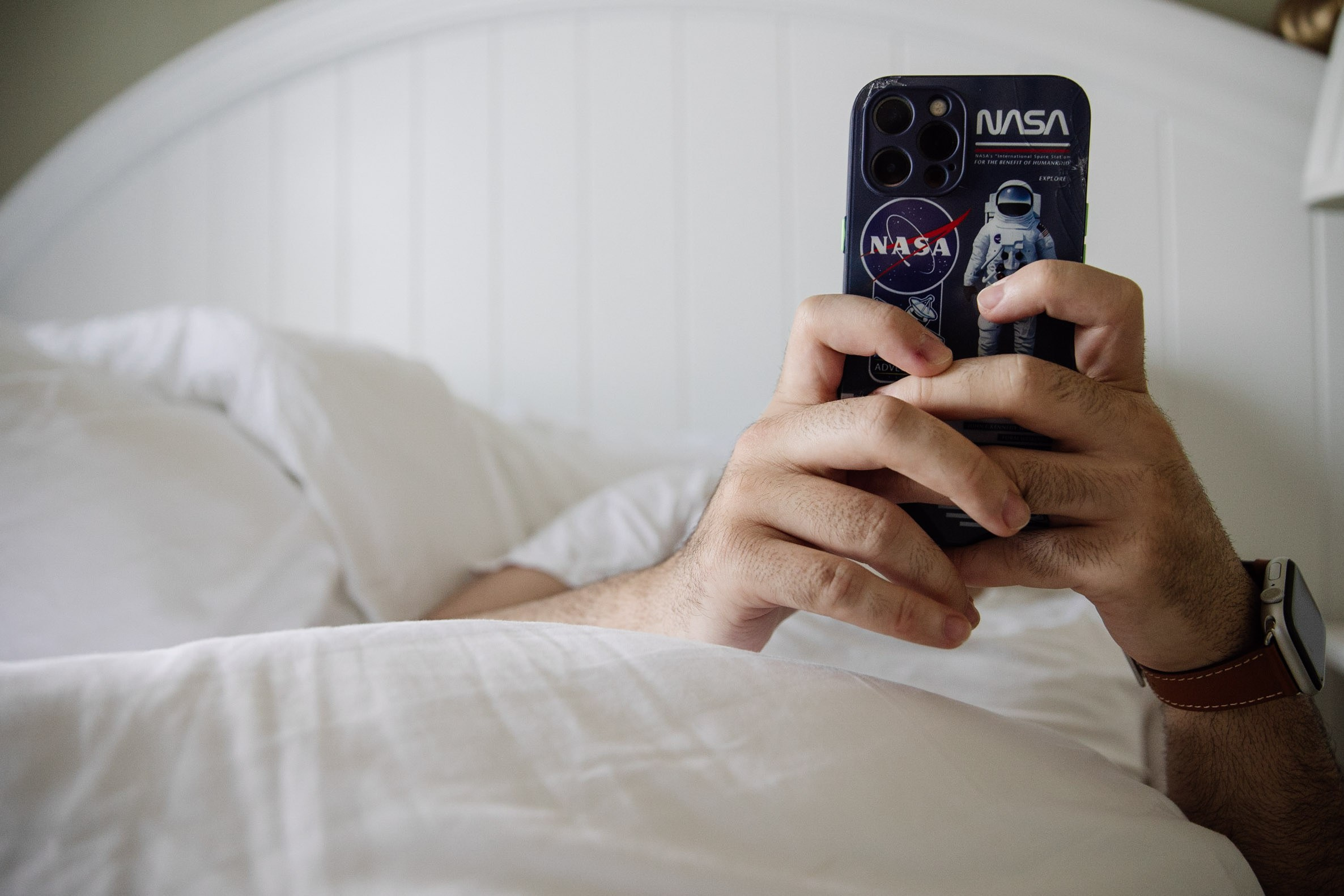 RED. Wedding photographer in Europe