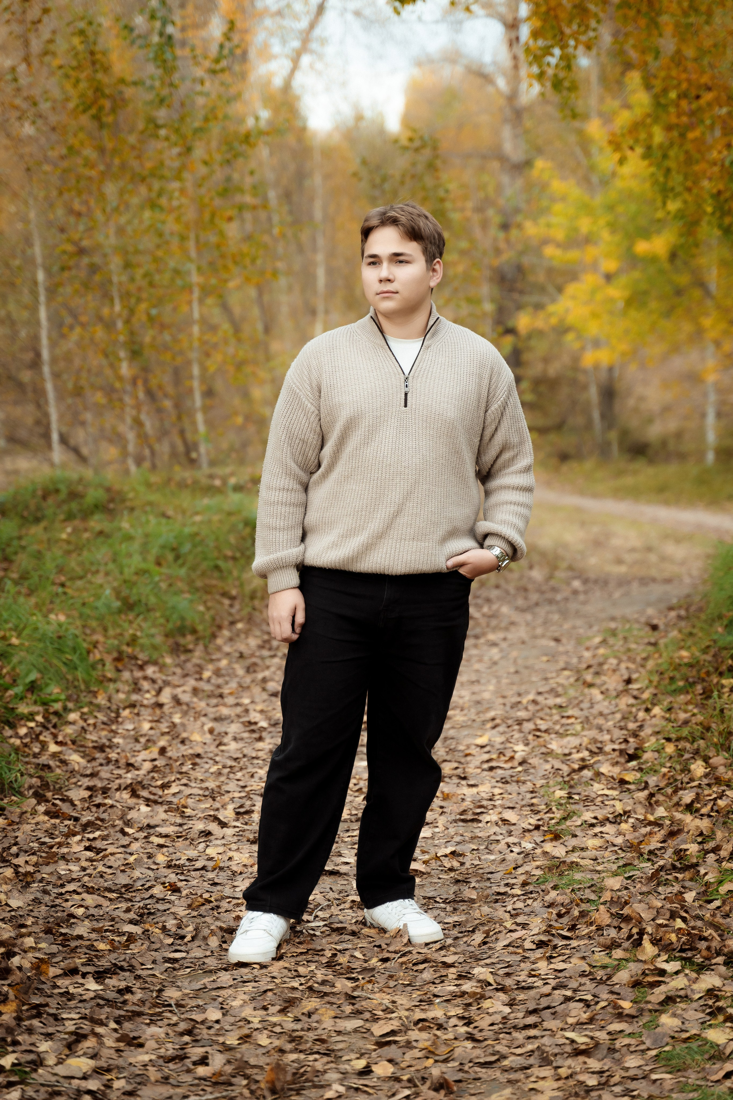 Фотосессия осенью в парке. 11 класс. Фотограф Ким Наталья в Красноярске