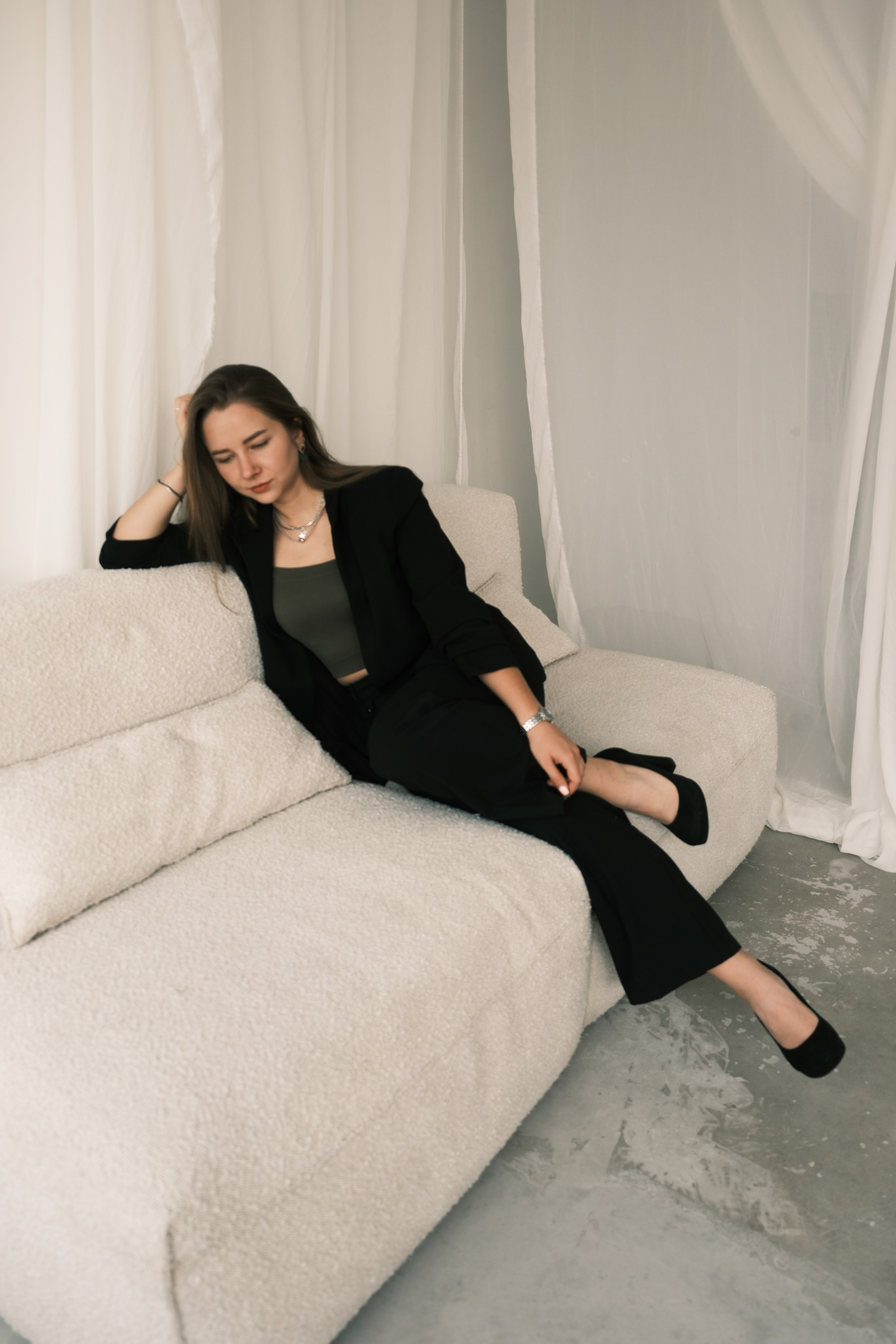 В студии. Главная