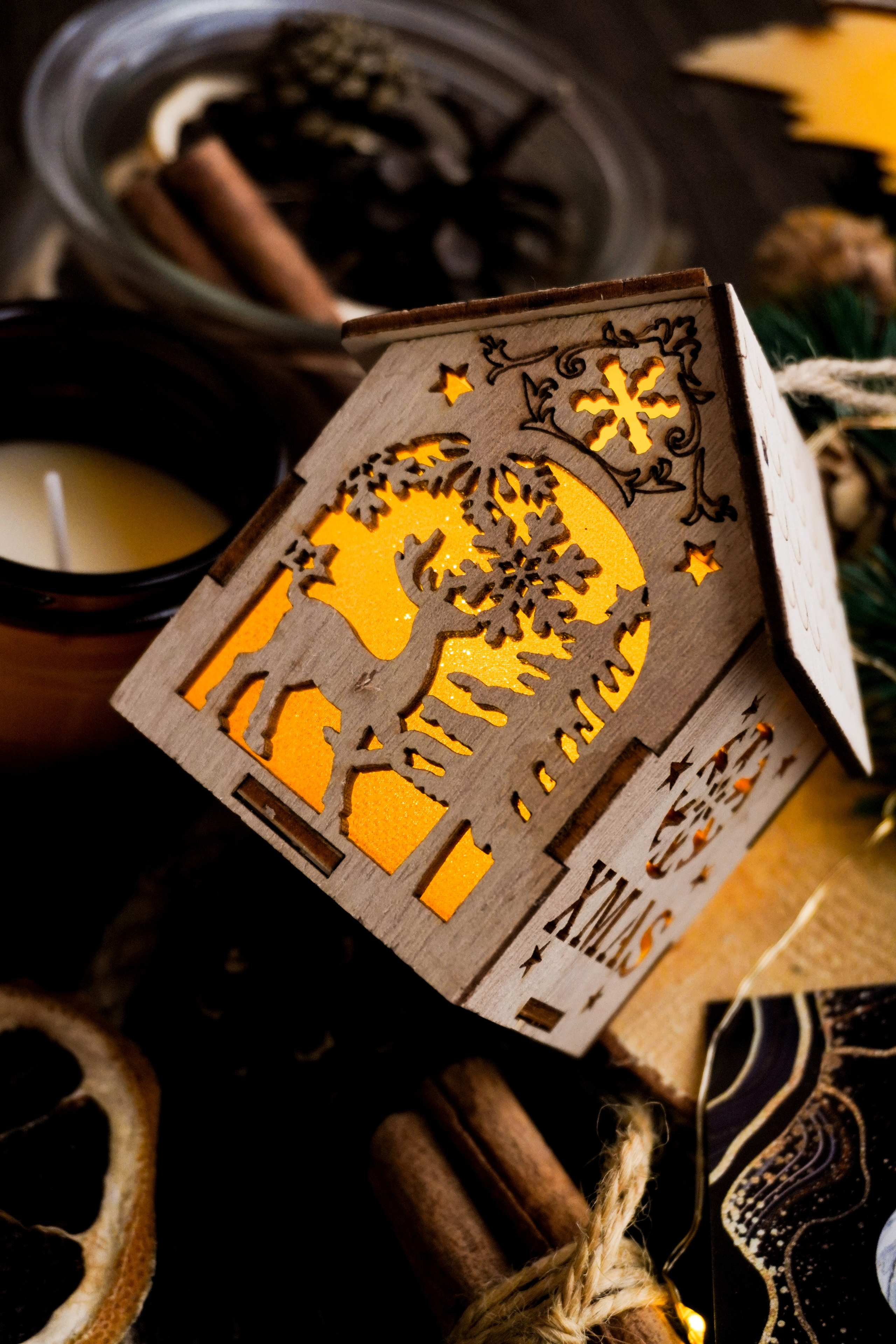 Новогодние украшения. Кузнецова Мария — профессиональный фотограф в Санкт-Петербурге | Предметная фотосъёмка, модельные тесты, актёрское портфолио, концерты