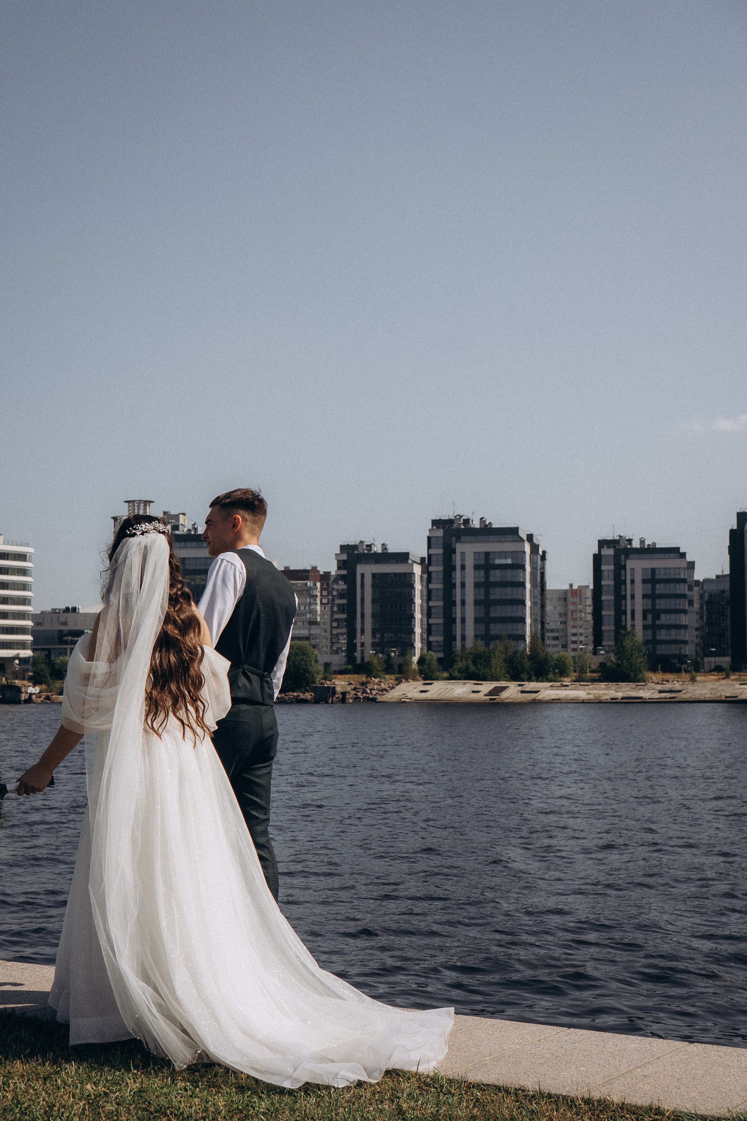 СВАДЕБНАЯ СЬЕМК В ПАРКЕ 300-ЛЕТИЯ. Профессиональный фотограф, Санкт-Петербург — Виктория Богомолова
