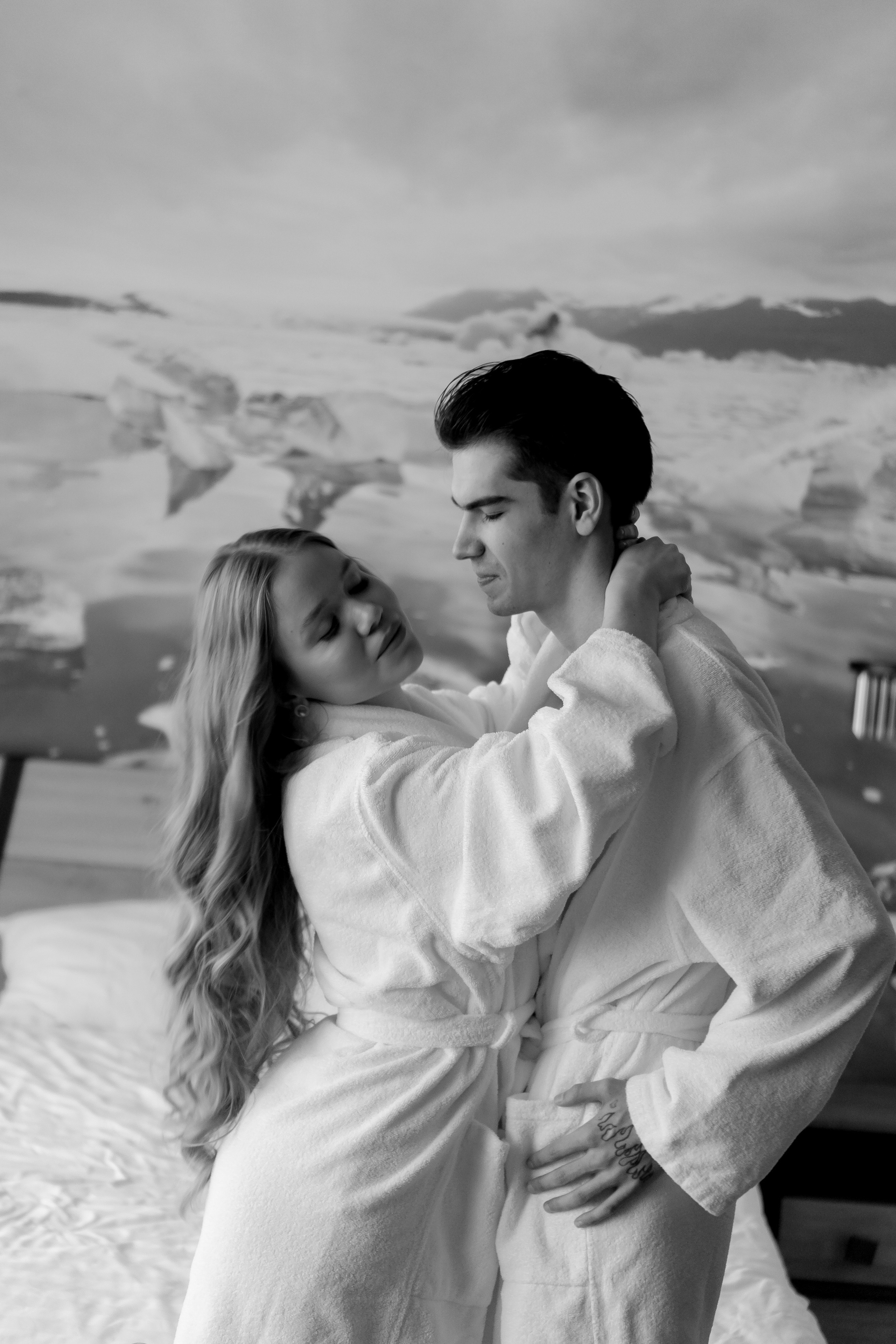 УТРО ЖЕНИХА И НЕВЕСТЫ (СНЯТО В СИБИРЕ В НИЖНЕВАРТОВСКЕ). Профессиональный фотограф, Санкт-Петербург — Виктория Богомолова