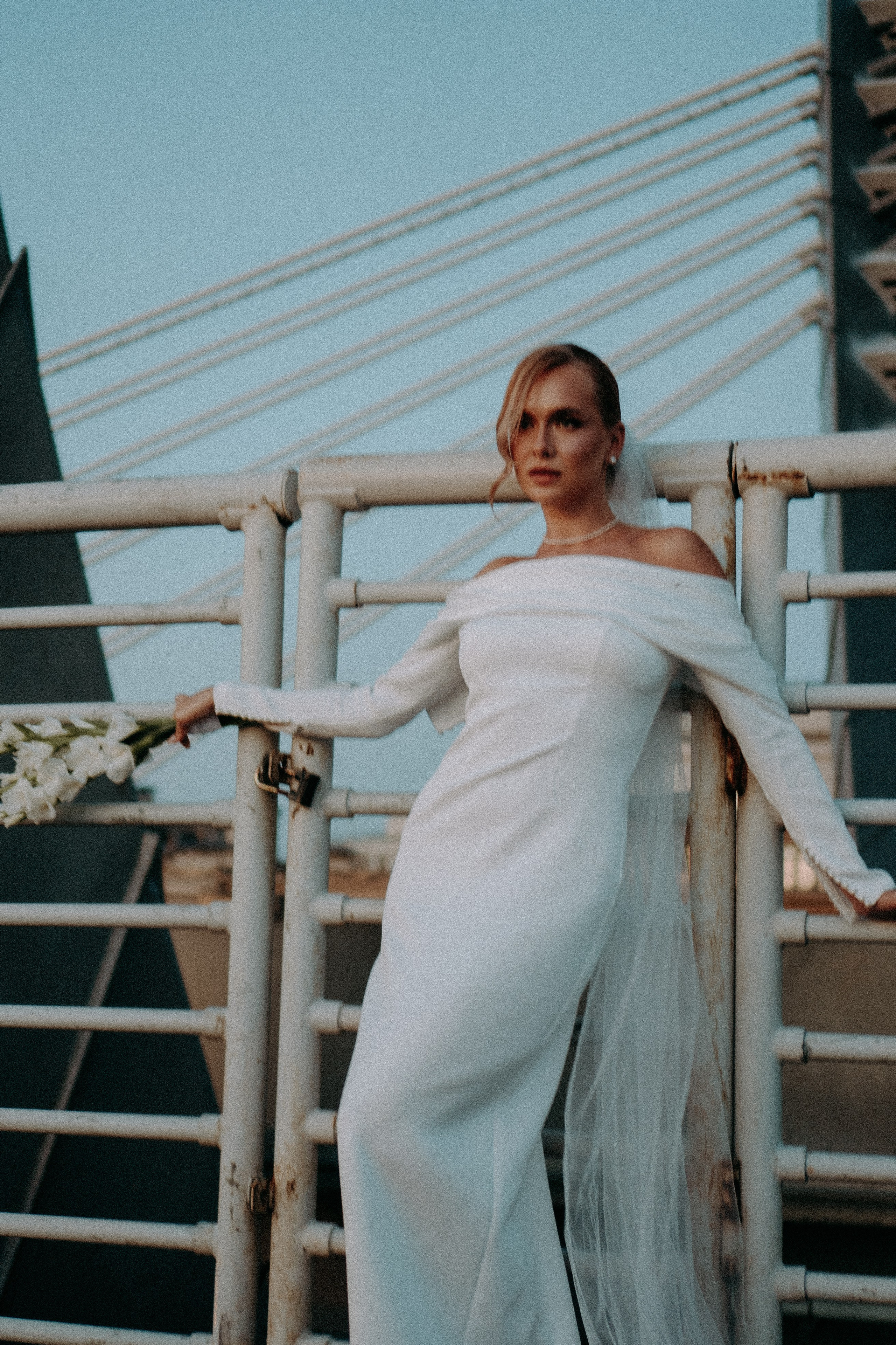 СВАДЕБНАЯ СЬЕМКА ВОЗЛЕ МСОТА БЕТАНКУРА НА КАБРИОЛЕТЕ. Профессиональный фотограф, Санкт-Петербург — Виктория Богомолова