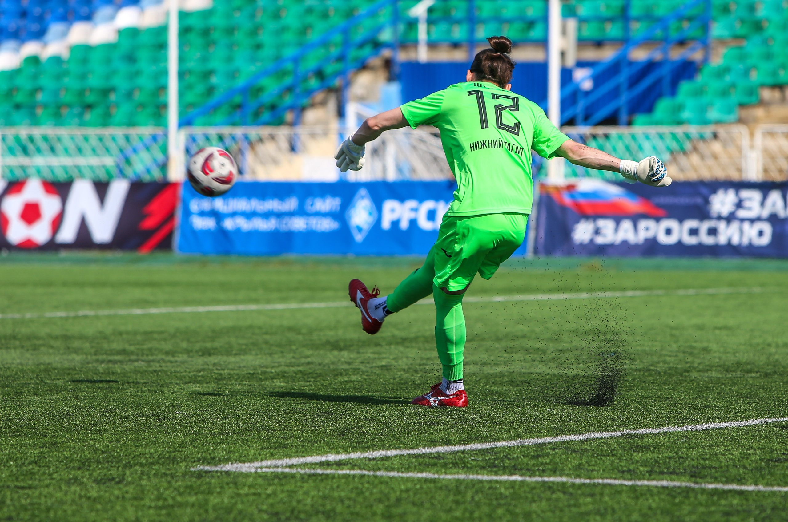 Крылья Советов — Уралец-ТС. Вторая Лига «Дивизион Б». Спортивный фотограф в Самаре