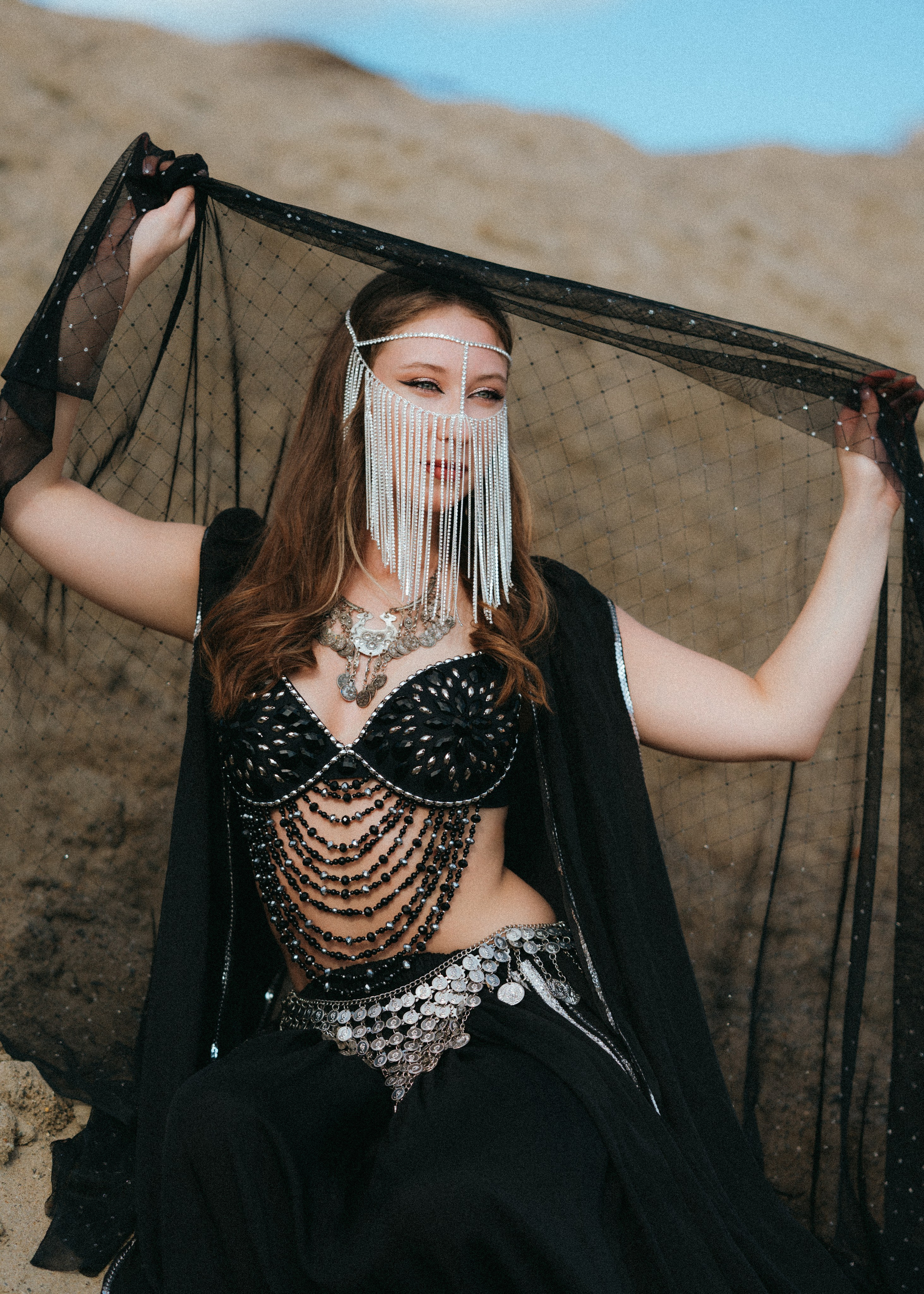 Орг https://t.me/fv_nsk vk.com/fv_nsk #фотовстречинск 💃🏻 @lina_laww Vk: https://vk.com/lina_lavv 💃🏻 @victoryyya_05 https://vk.com/victoryya_kir 👑 Белый костюм и&nbsp;тиара VK @olga.karrott.jewelry