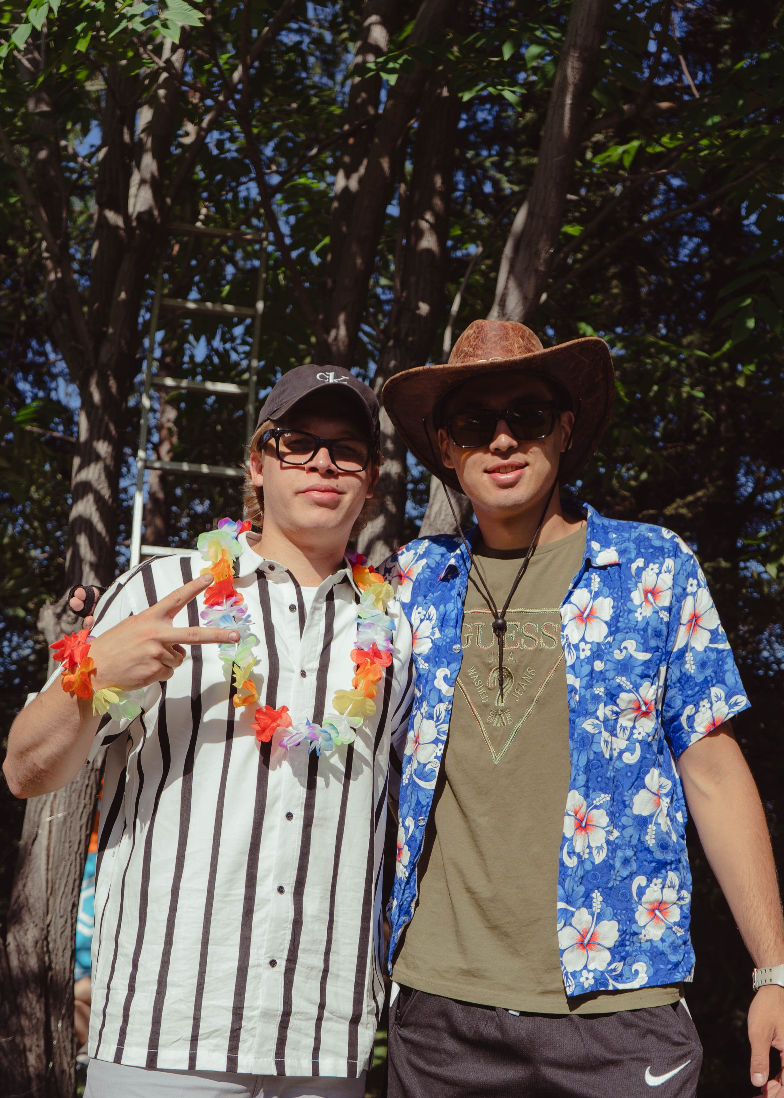 Гавайская вечеринка. Кир Анисин. Режиссер & фотограф