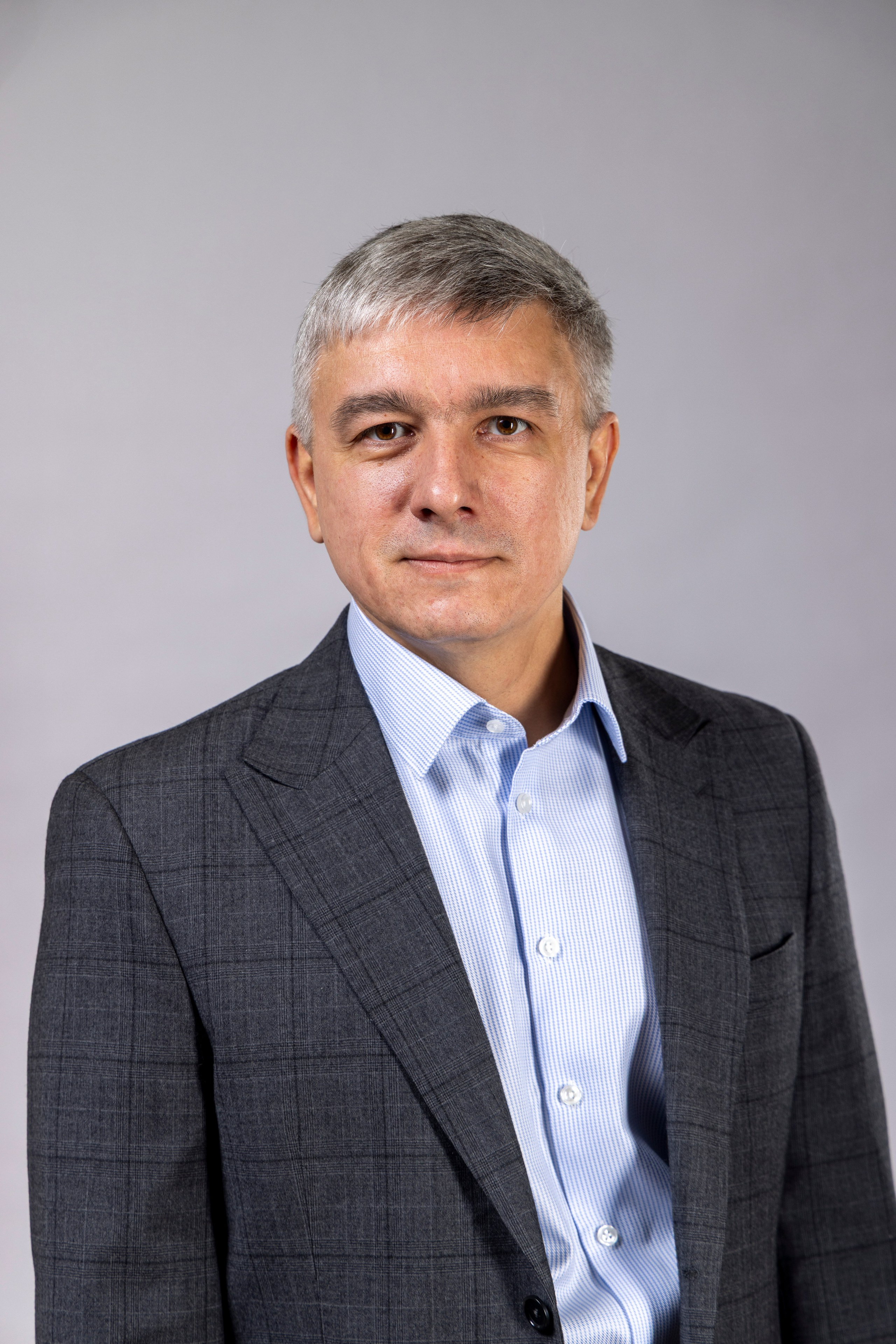 Иван, бизнес-портрет. Фотограф Андрей Зикеев, фотостудия AzArt Studio в Москве