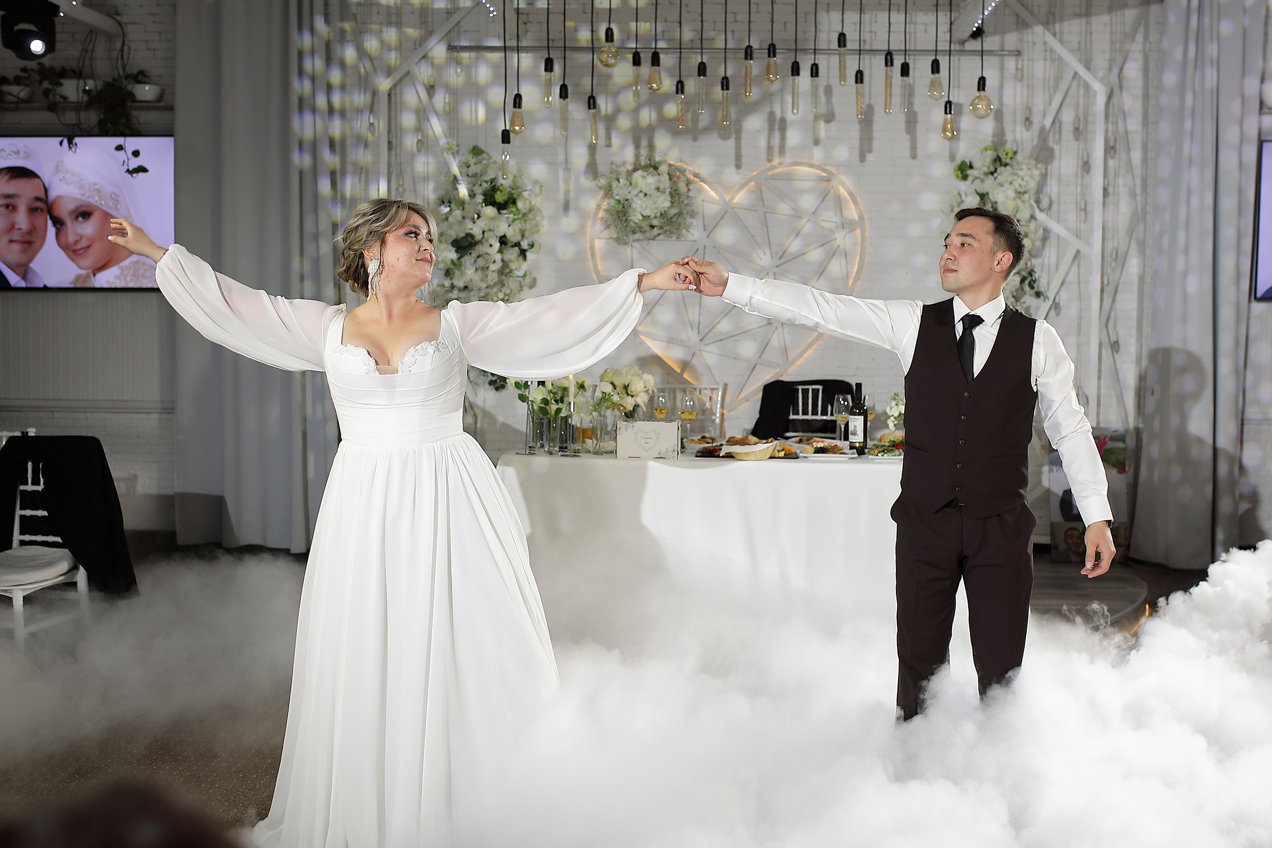 свадебный танец фотограф Полянская Анастасия Екатеринбург